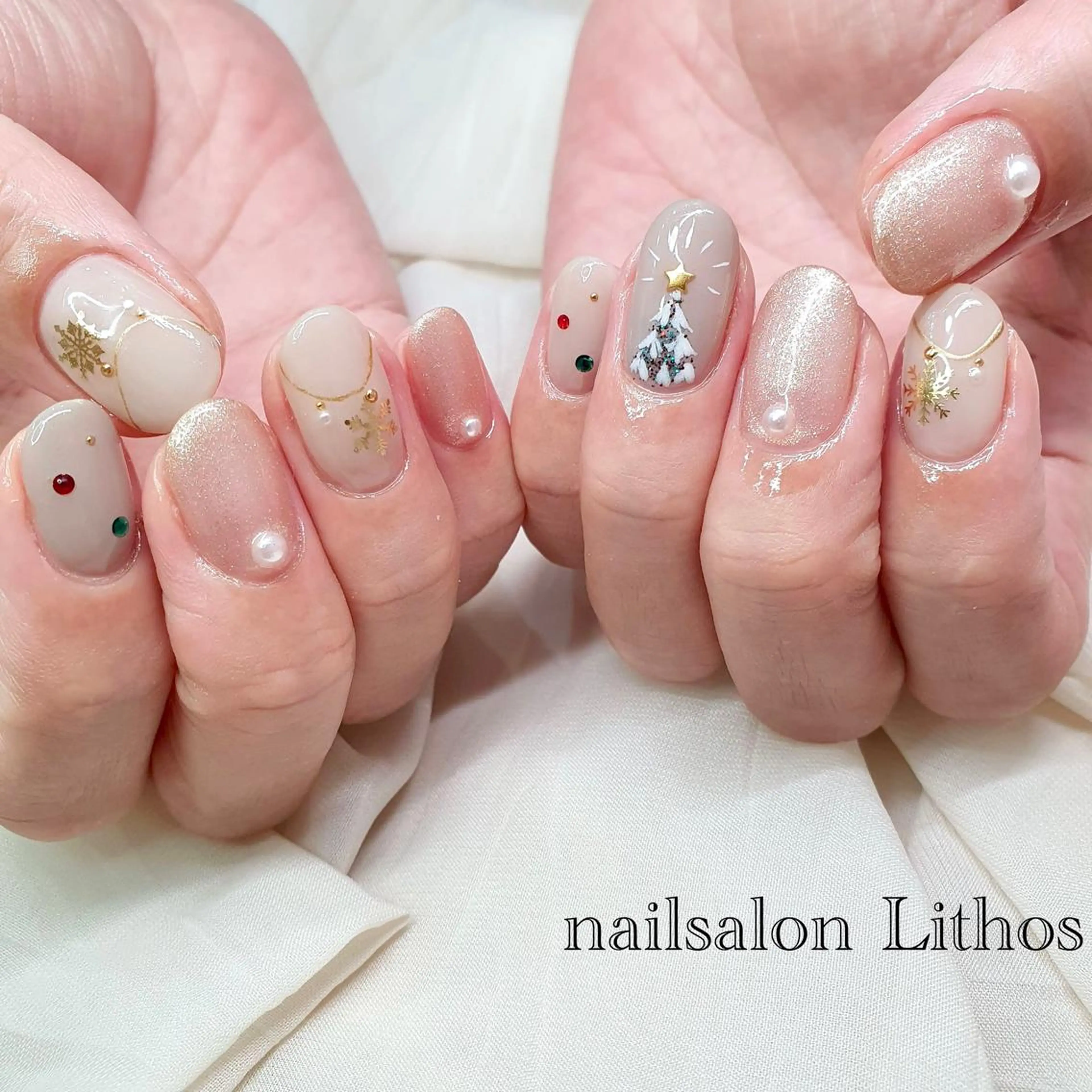 ネイル 冬ネイル クリスマス ハンドネイル nailsalon Lithos所属・nailsalon Recontreのネイルデザイン