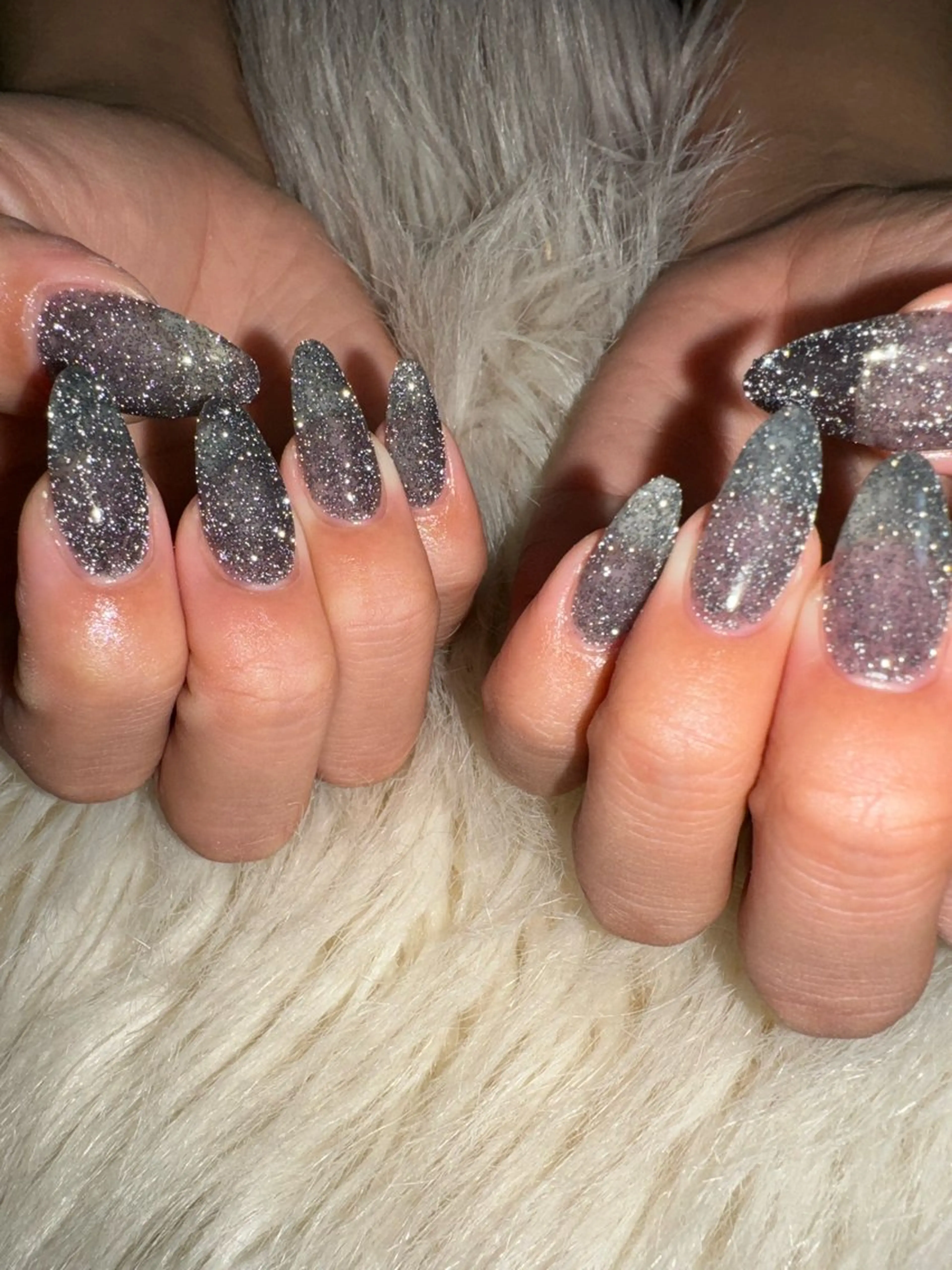 ネイル フラッシュネイル ジェルネイル キラキラネイル 韓国ネイル 持ち込み ハンドネイル flowers nailのネイルデザイン