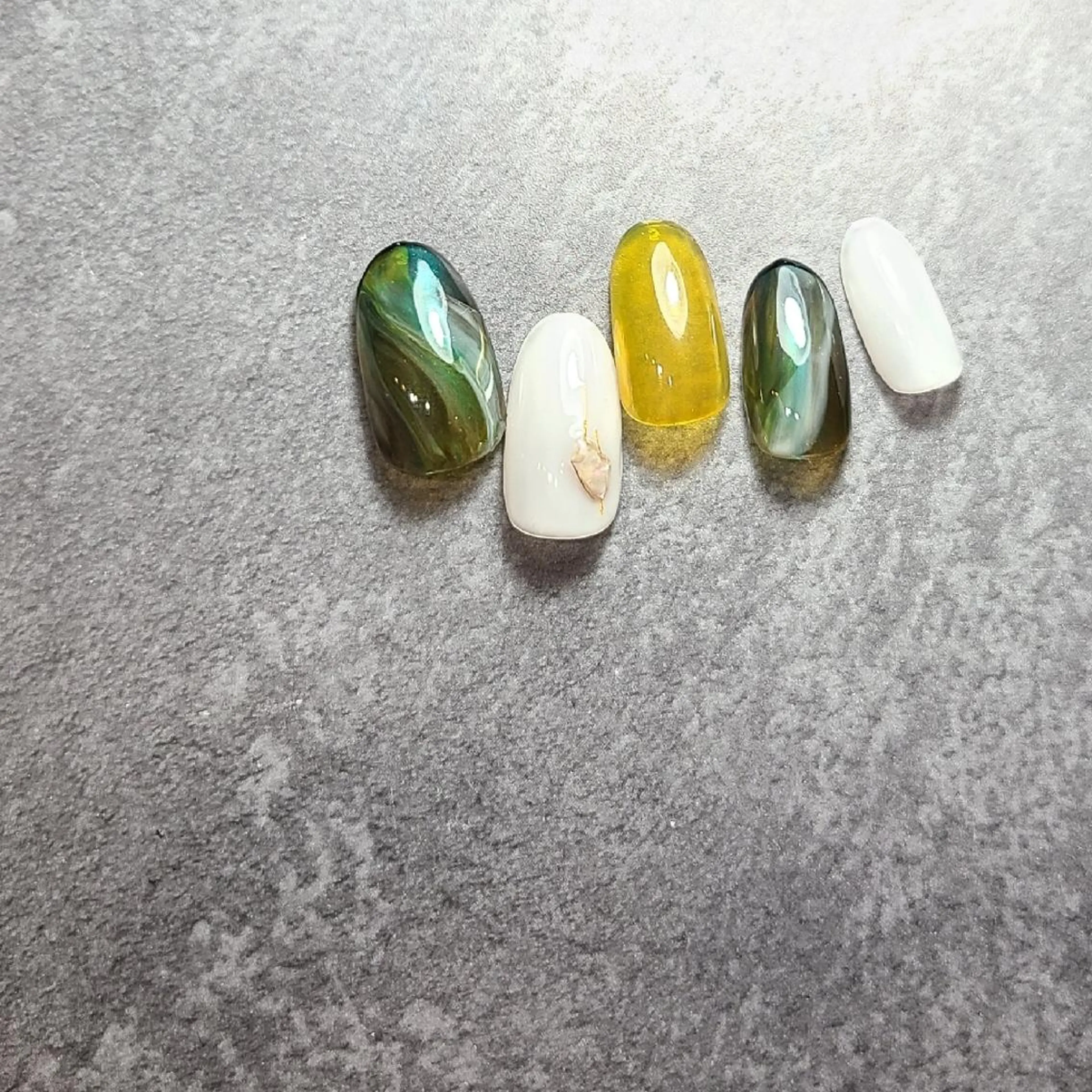 ネイル ニュアンスネイル ハンドネイル NOGUCHI  KANAのネイルデザイン