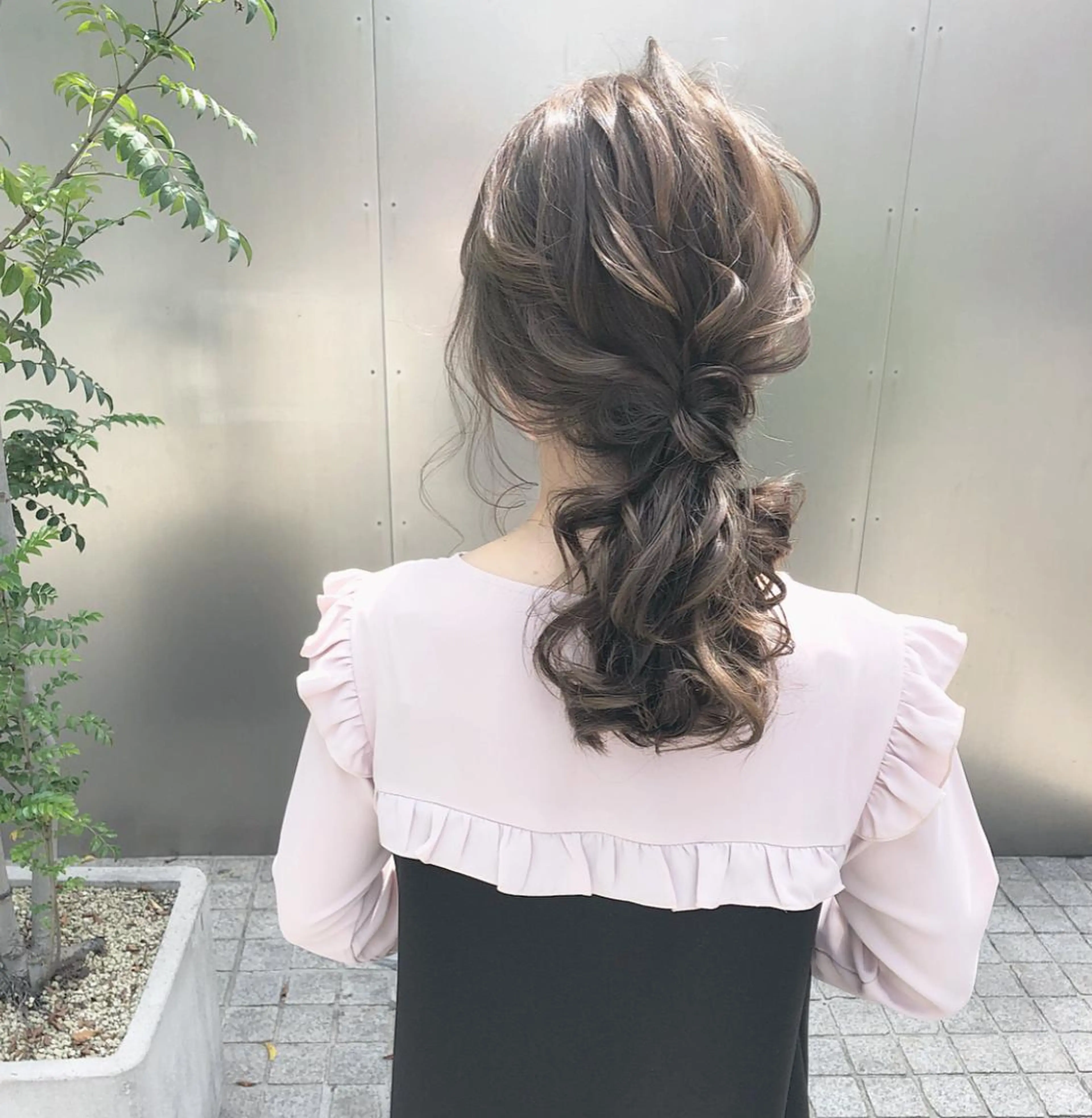 セミロング カラー ヘアアレンジ アッシュ アッシュグレー autre所属・大久保 ひでなりのヘアスタイル