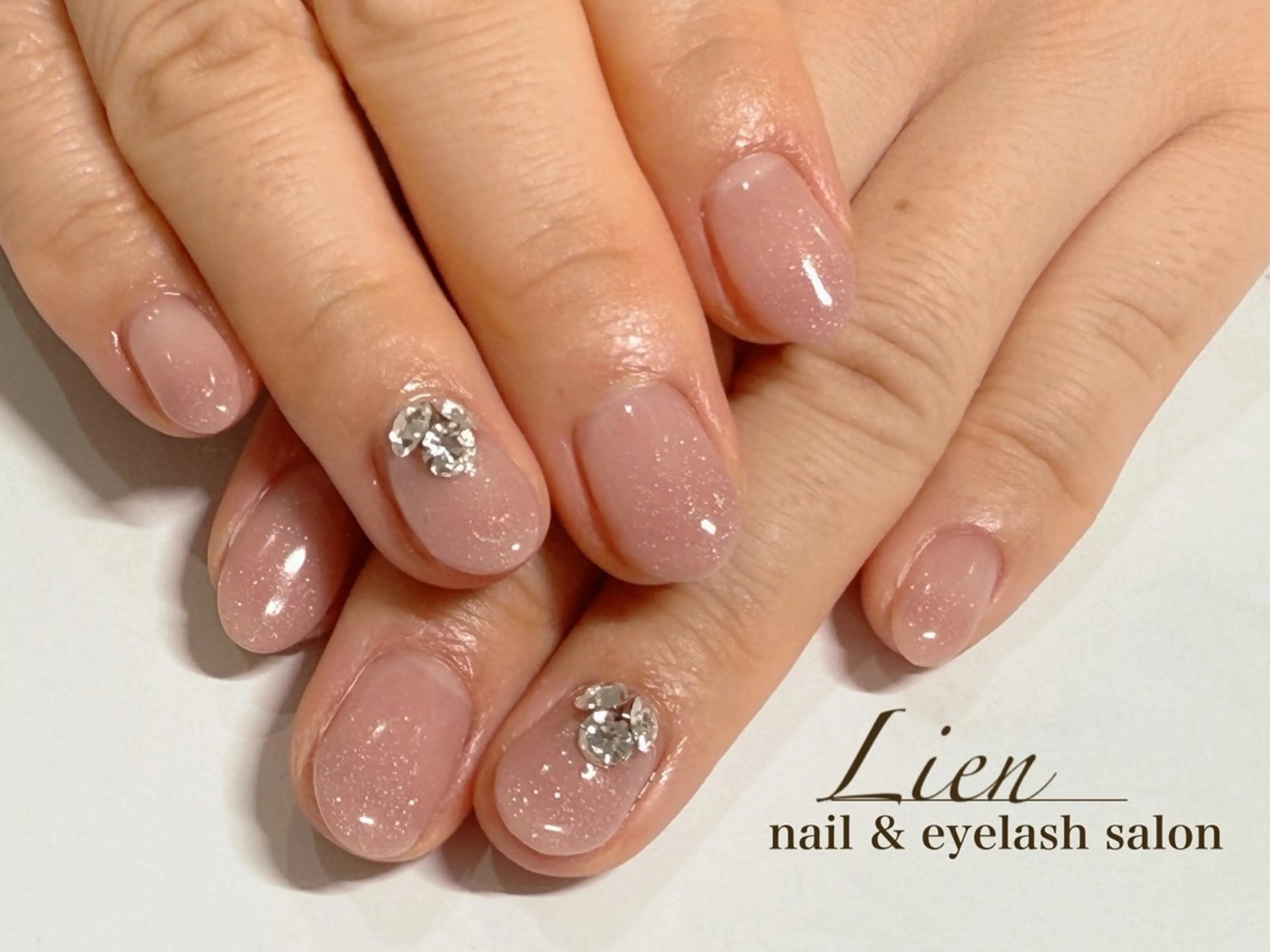 ネイル 長さ出し フットネイル フレンチネイル ジェルネイル ガラスフレンチ ハンドネイル Lien(リアン) 銀座駅6分のネイルデザイン