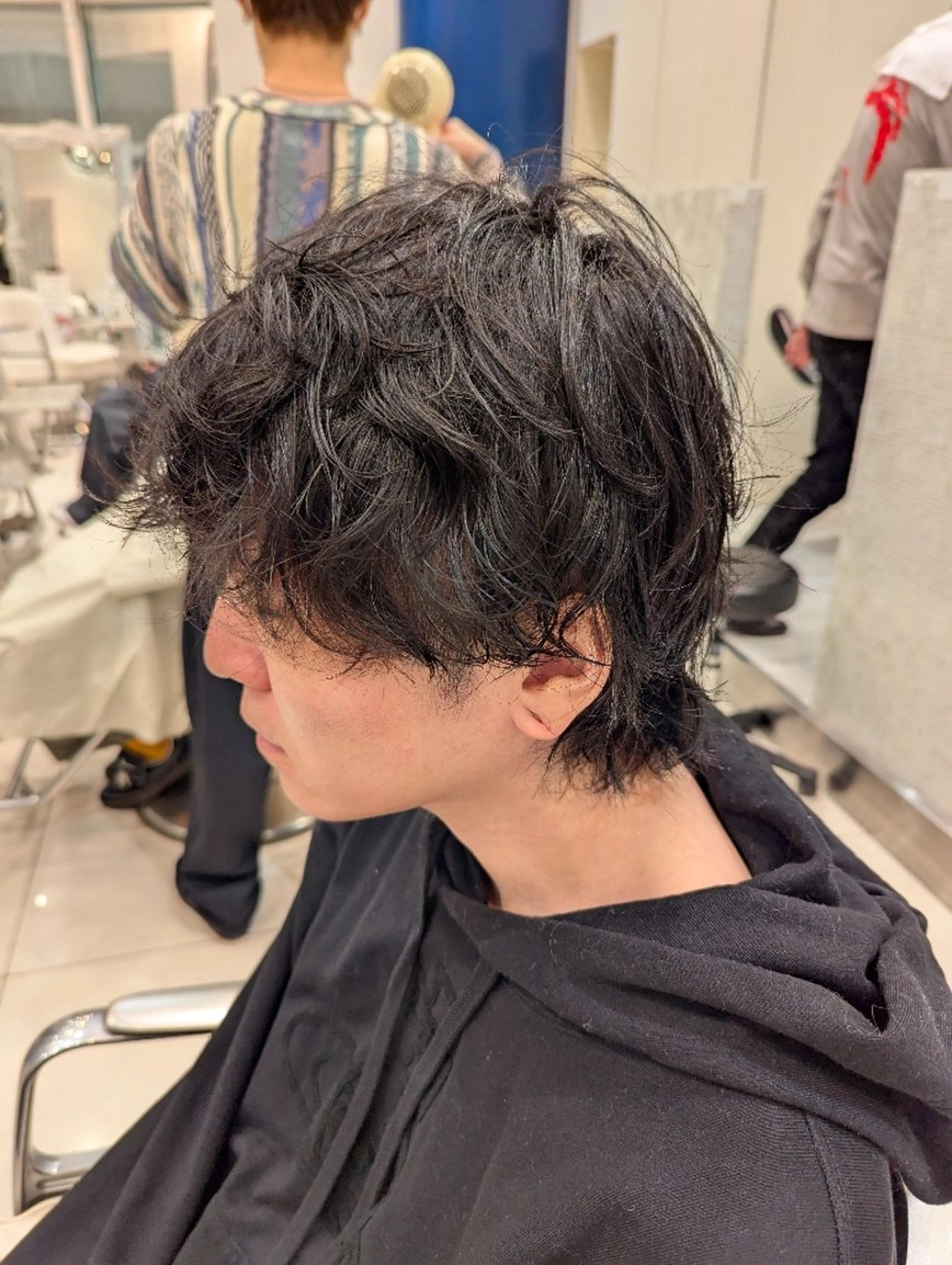 ショート パーマ 艶カラー✨ 上村保幸のヘアスタイル
