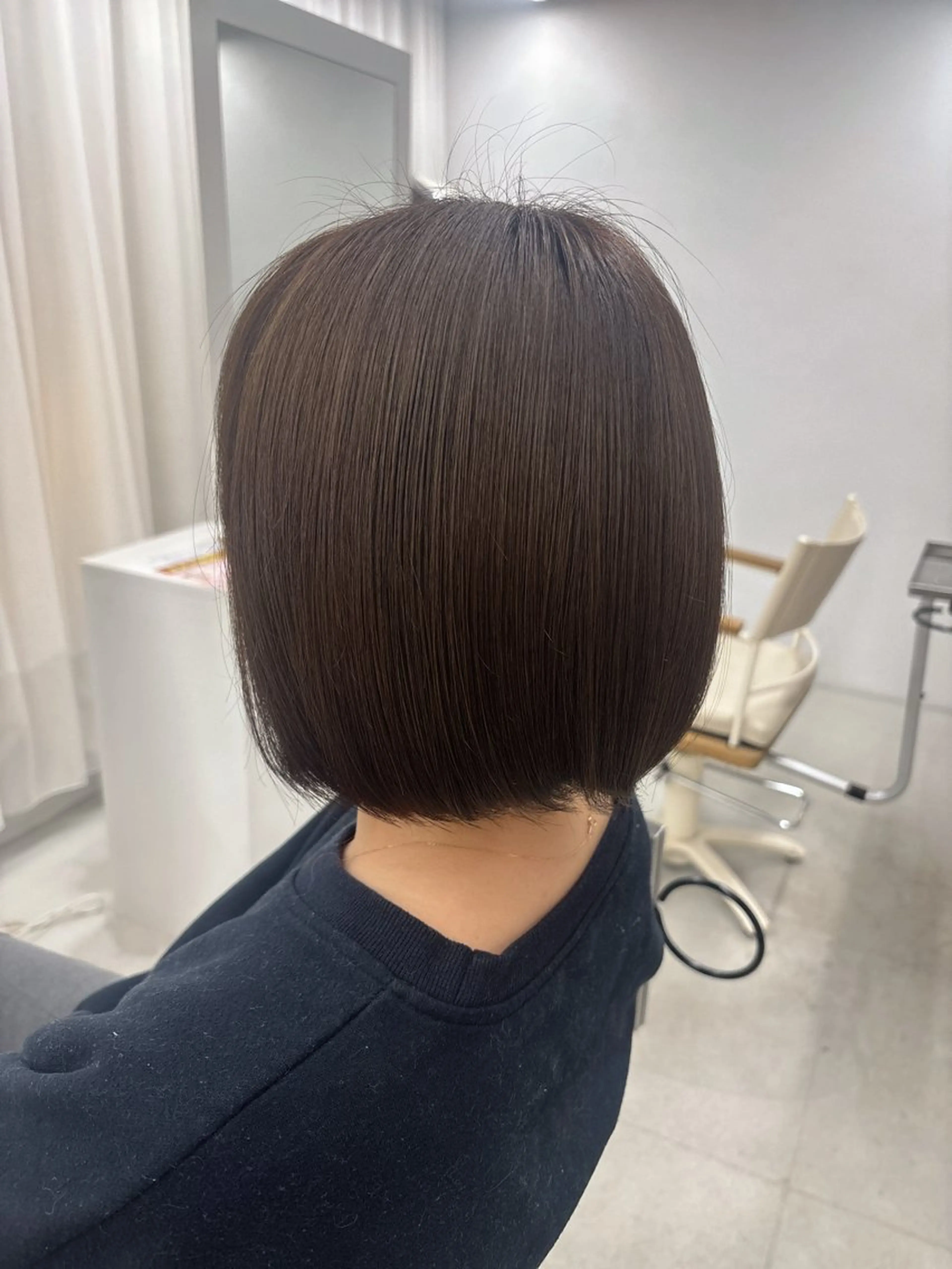 カラー グレージュ オリーブグレージュ オリーブグレー 艶髪/ハイトーン/ 透明感/maayaのヘアスタイル