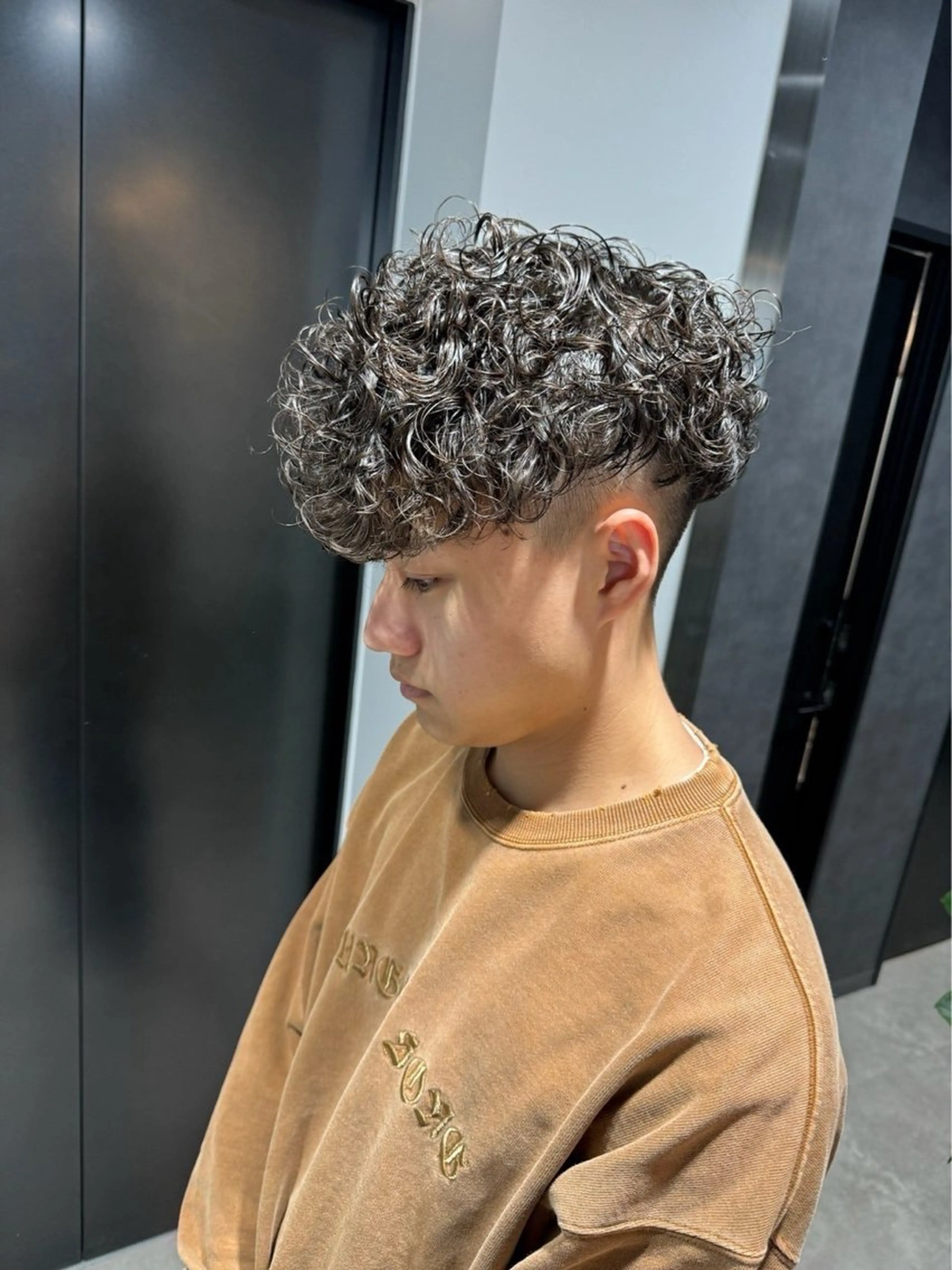 ショート パーマ メンズ *モデル募集🤍横浜 透明感カラー🫧のヘアスタイル