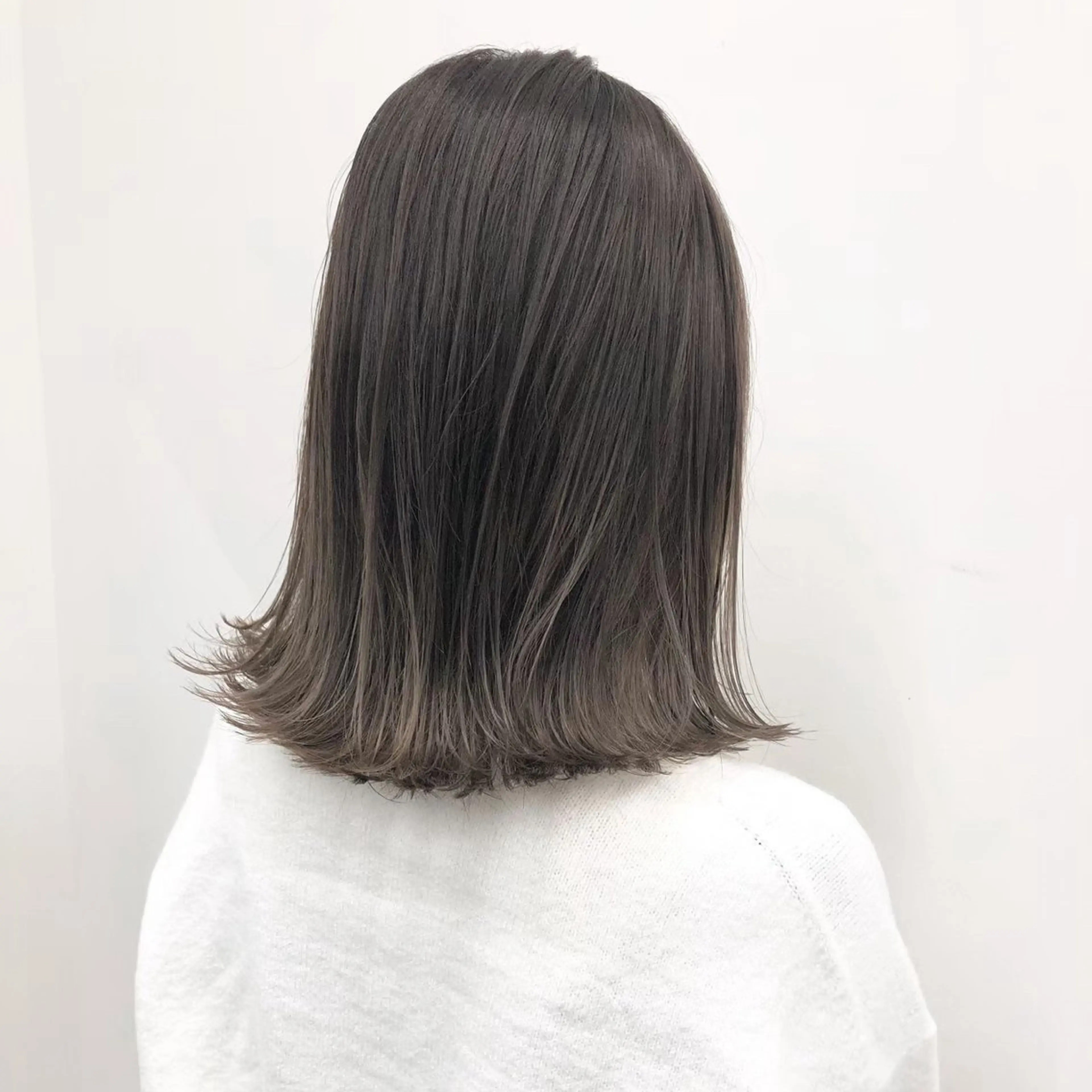 セミロング カラー amble luxe 髪質改善 💕のヘアスタイル