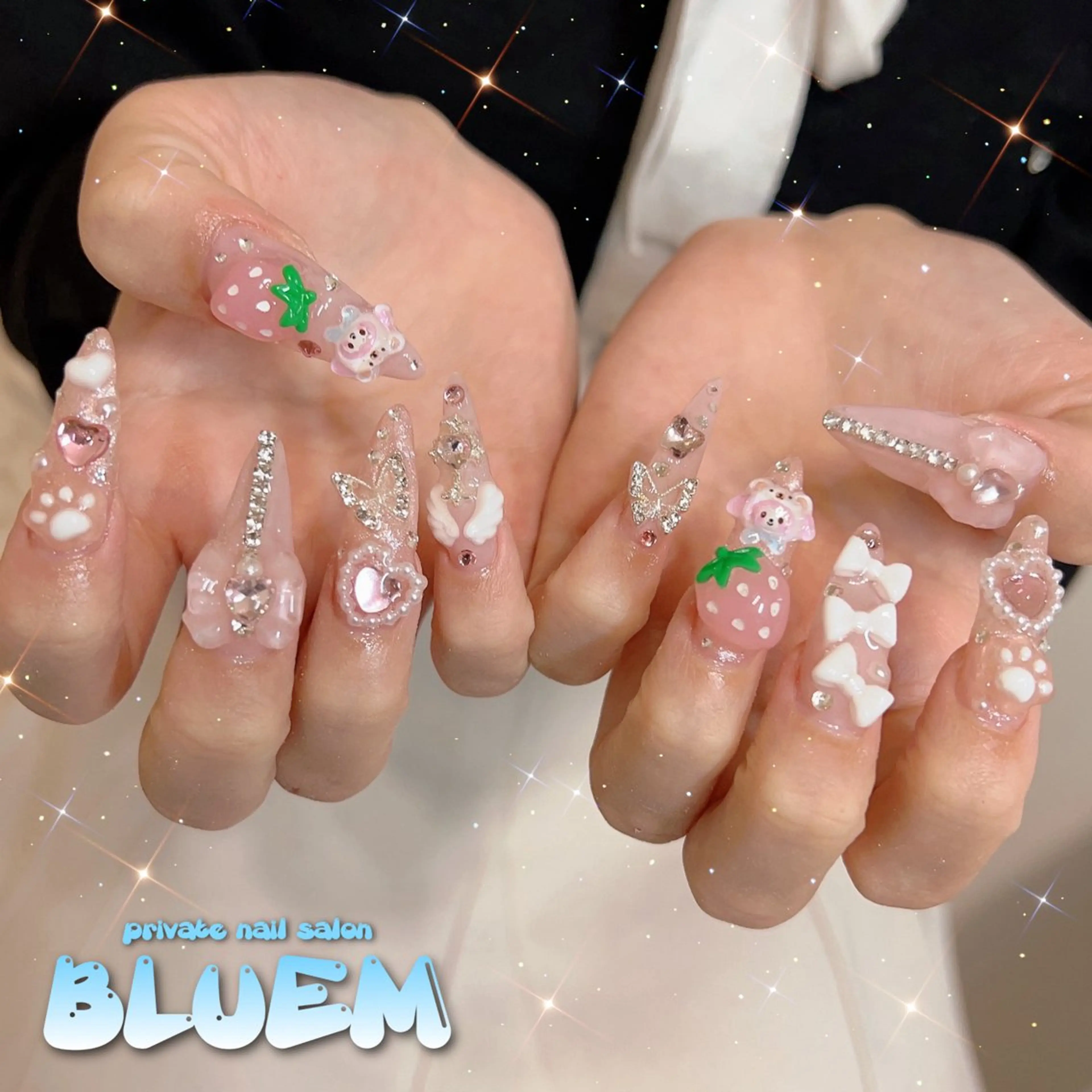 ネイル ハンドネイル BLUEM なな🐶のネイルデザイン