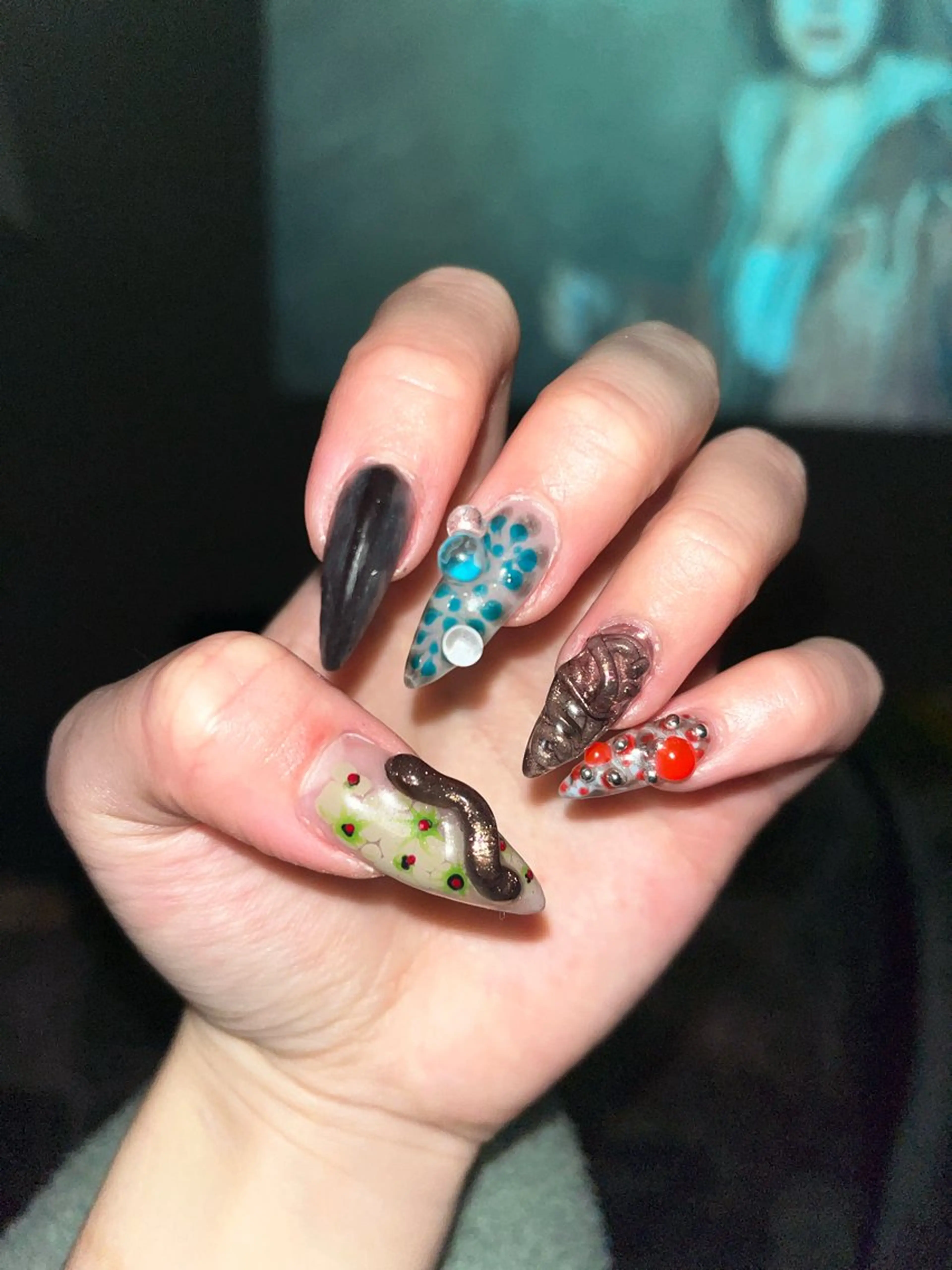 ネイル 文 /個性派ネイルのネイルデザイン