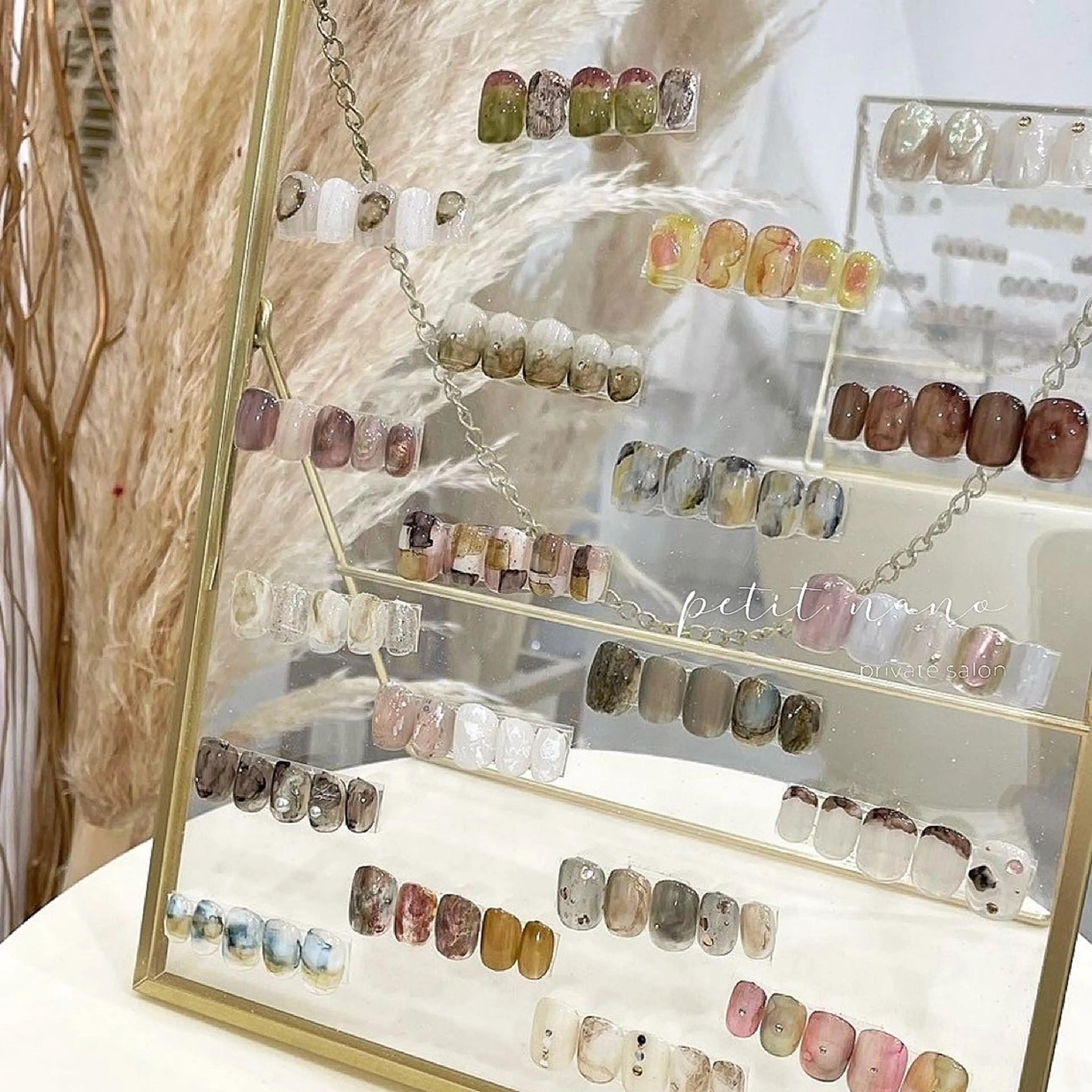 ネイル ジェルネイル ハート 韓国ネイル ニュアンスネイル パラジェル ハンドネイル nail‪◯ petitnanoのネイルデザイン