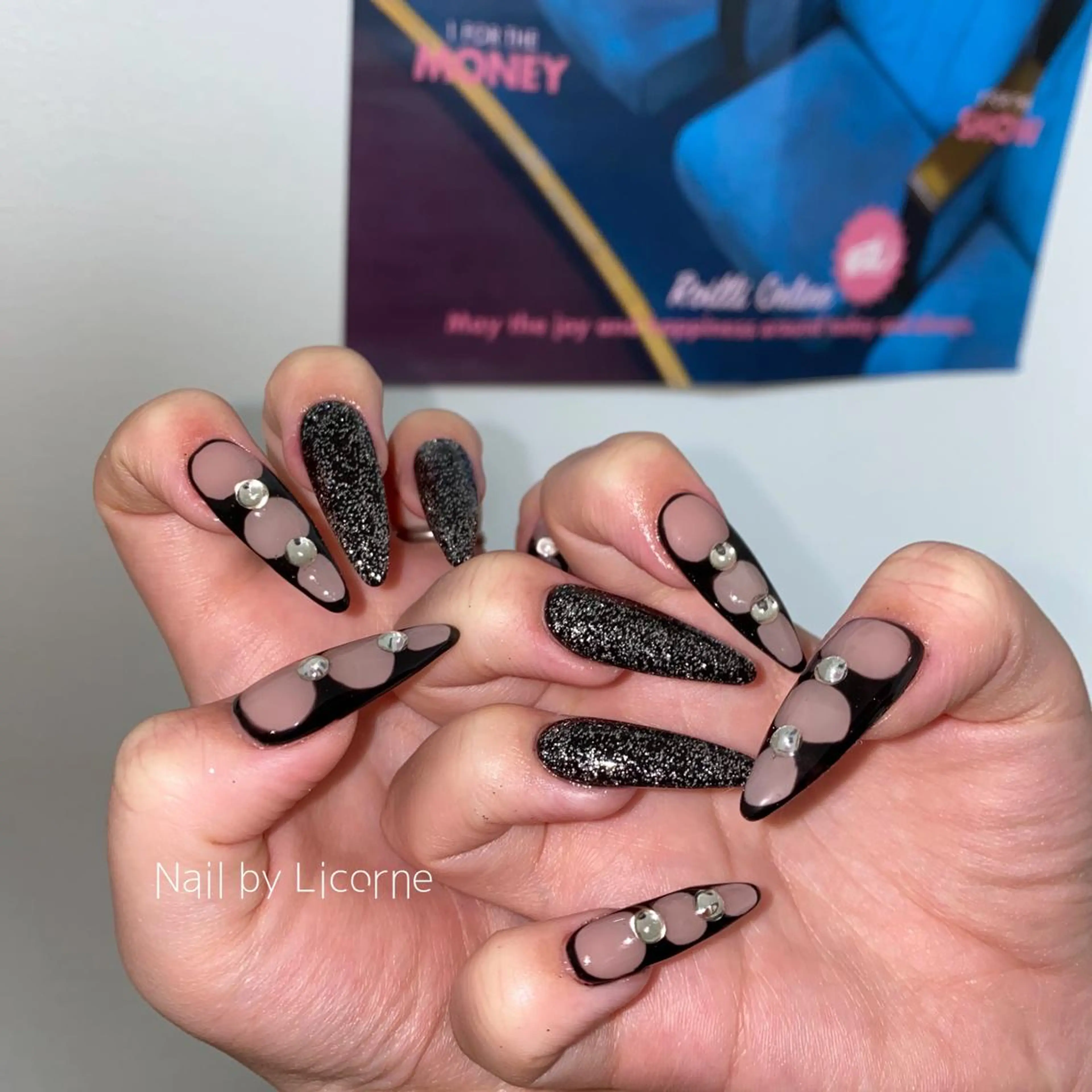 ネイル アートネイル オーロラネイル フレンチネイル 氷ネイル・うるうるネイル マグネットネイル Nail by Licorneのネイルデザイン