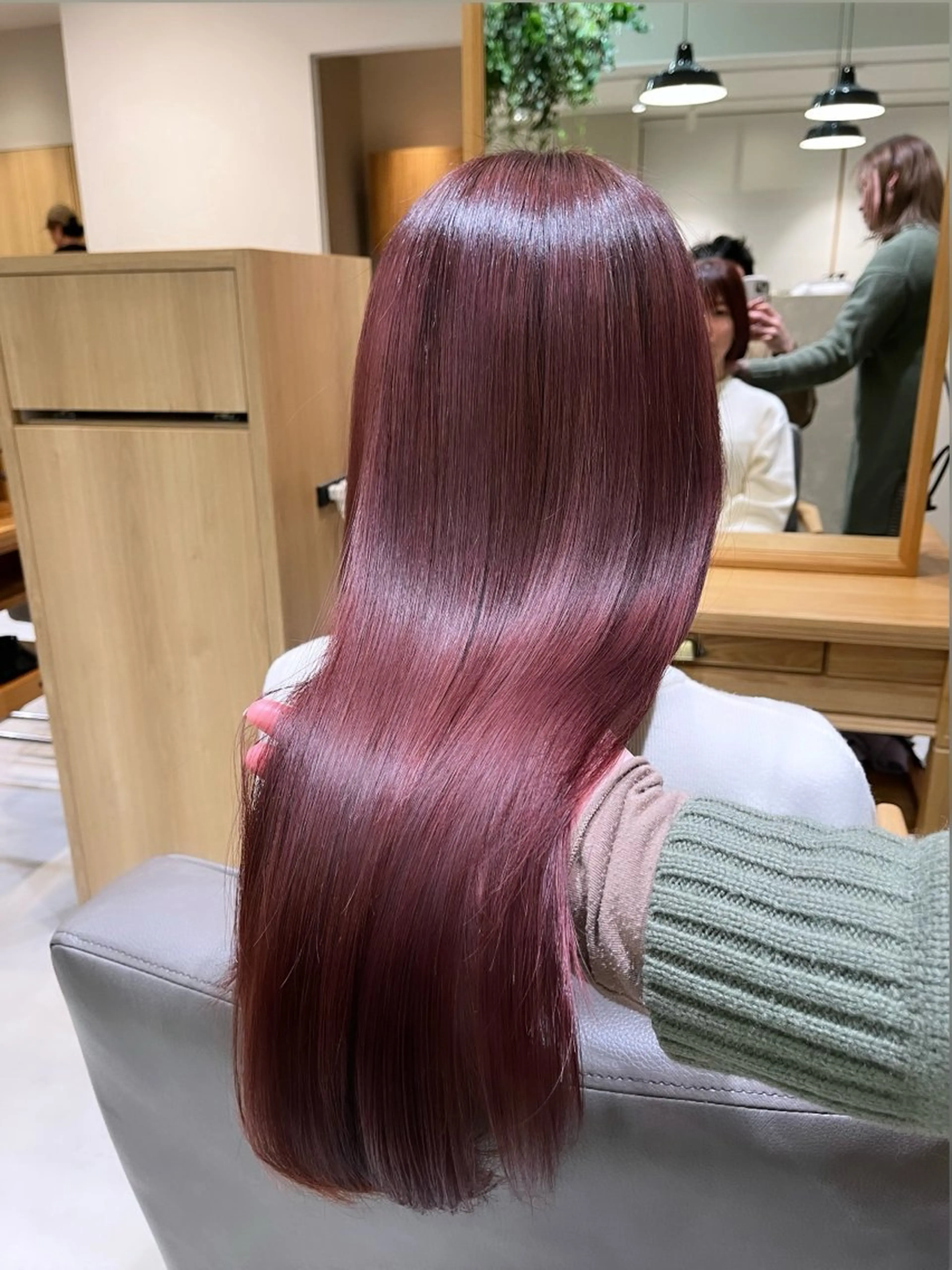 【髪質改善トリートメント🌈】似合わせカット＋カラー＋質感再整トリートメントの写真