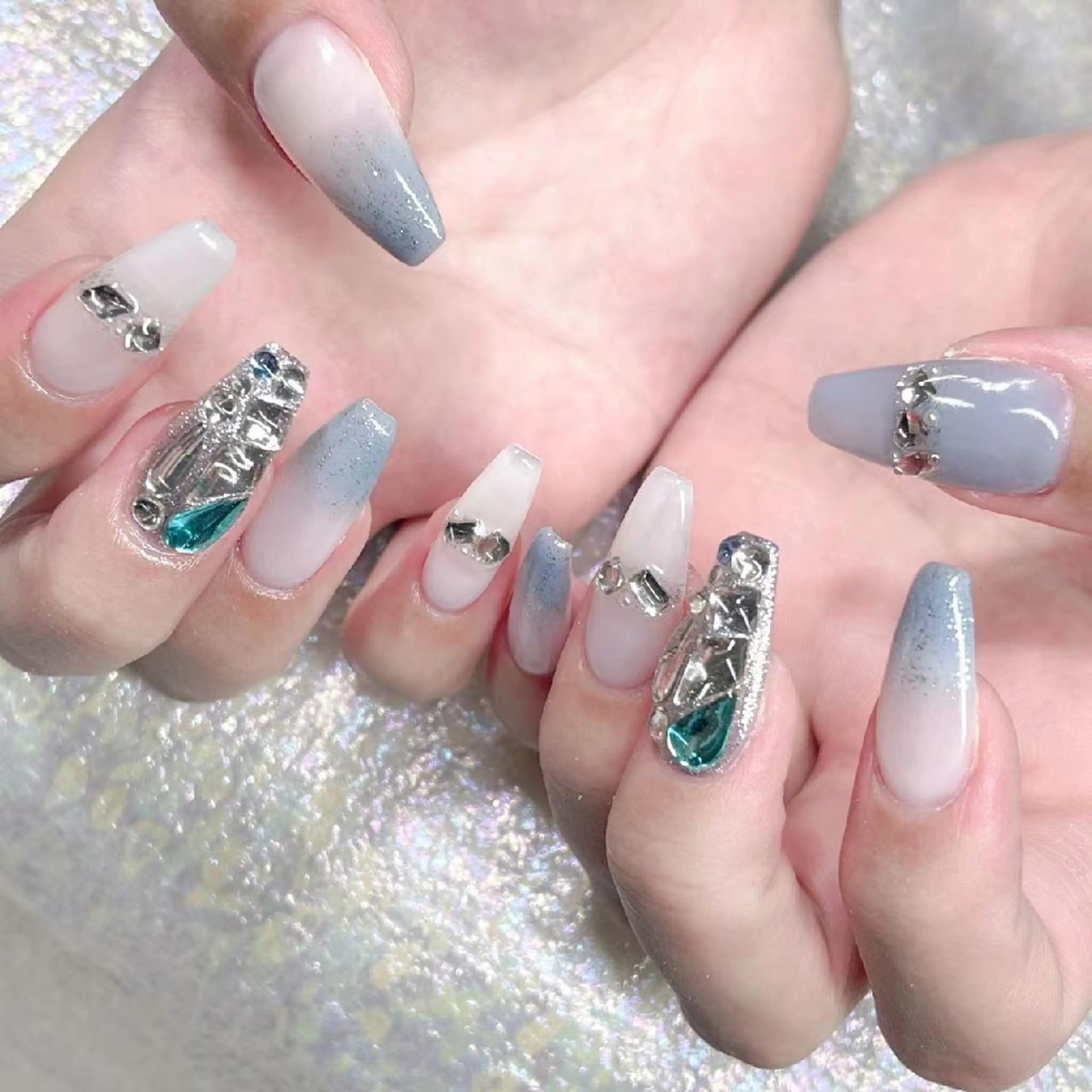ネイル ハンドネイル Queens みなみのネイルデザイン