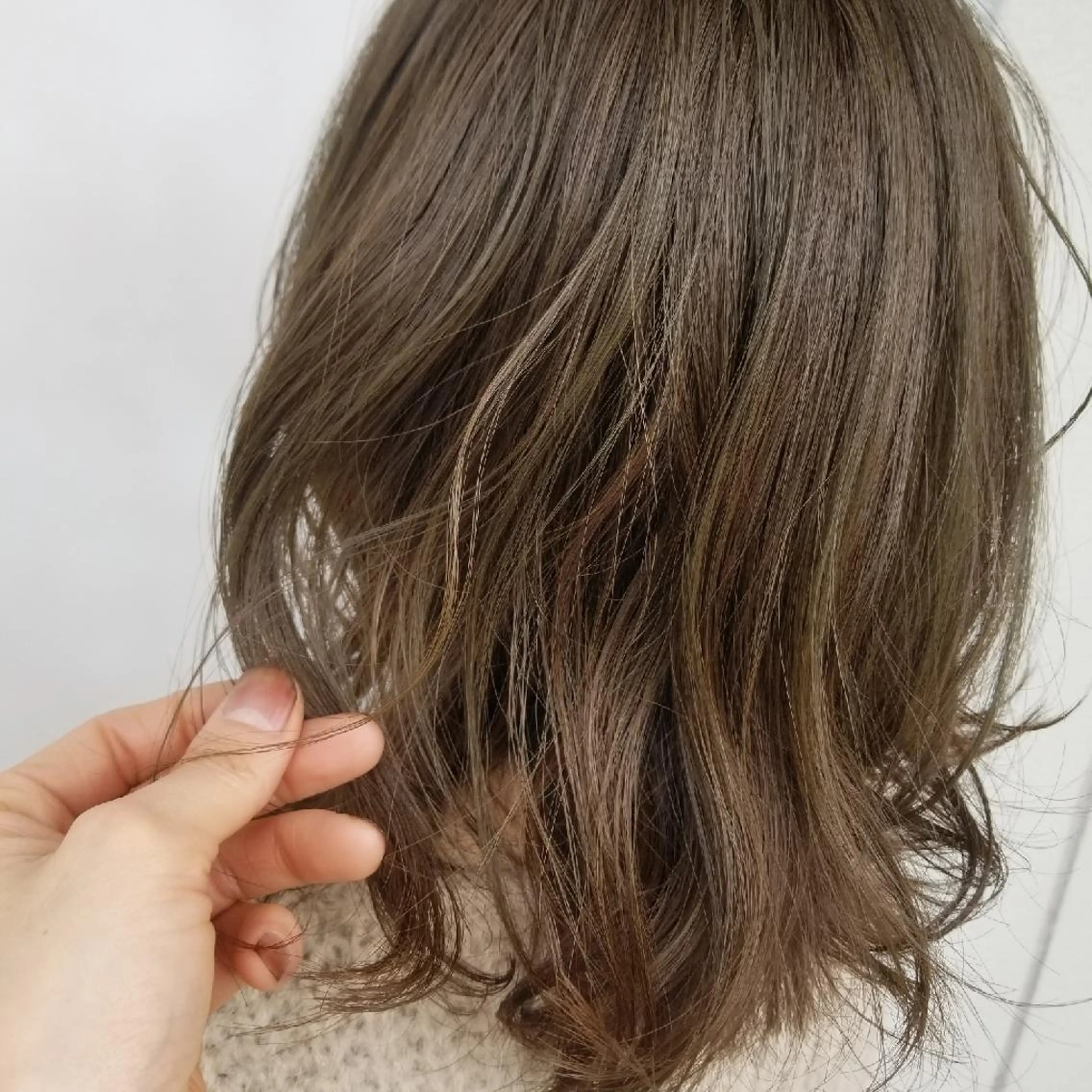 ミディアム カラー カット ヘアカラー トリートメント 501 HAIR studio所属・22時迄営業サロン⭐ YASUHIRO🌿の眉毛・アイブロウイメージ