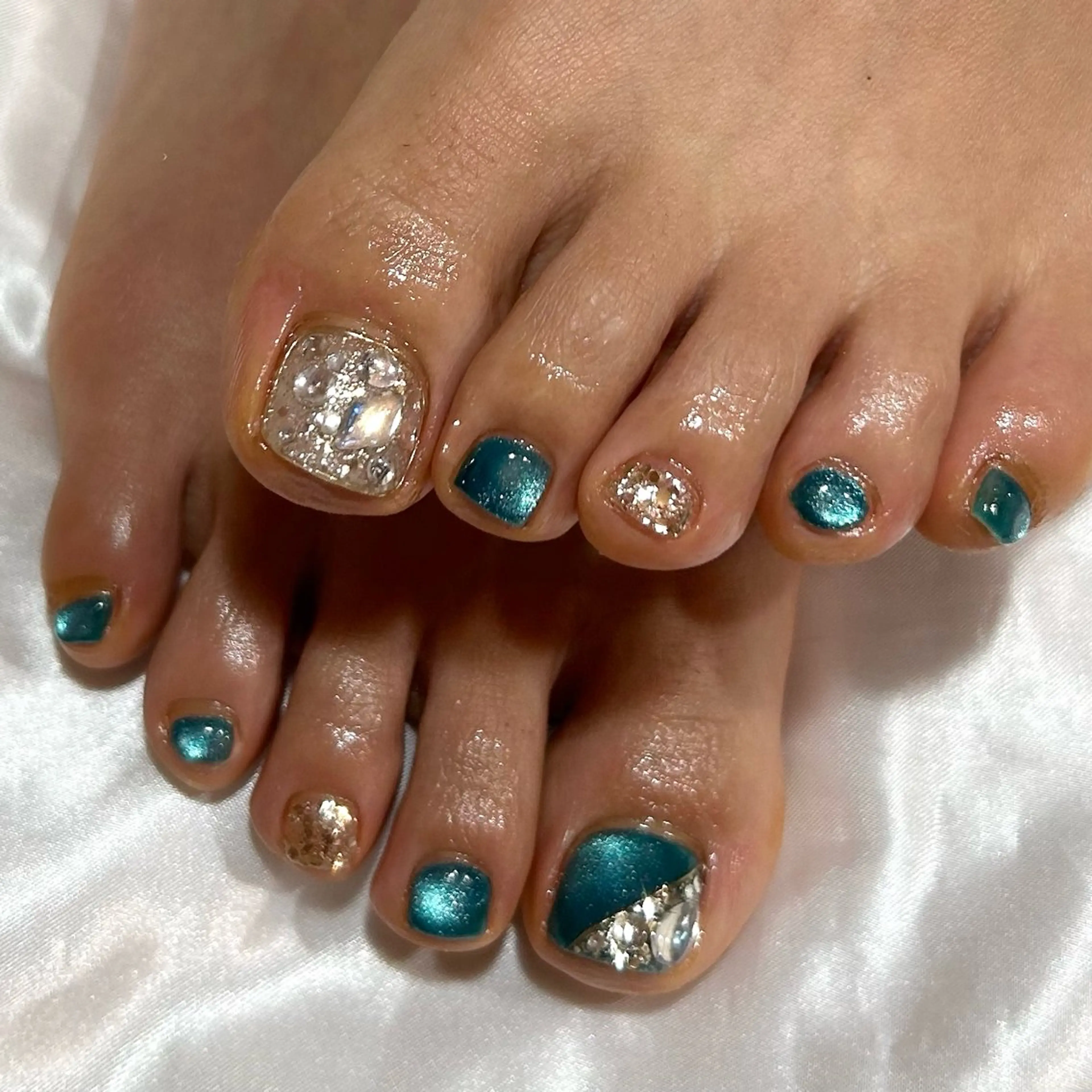 ネイル フットネイル shine'an fuka🌿🫧のネイルデザイン