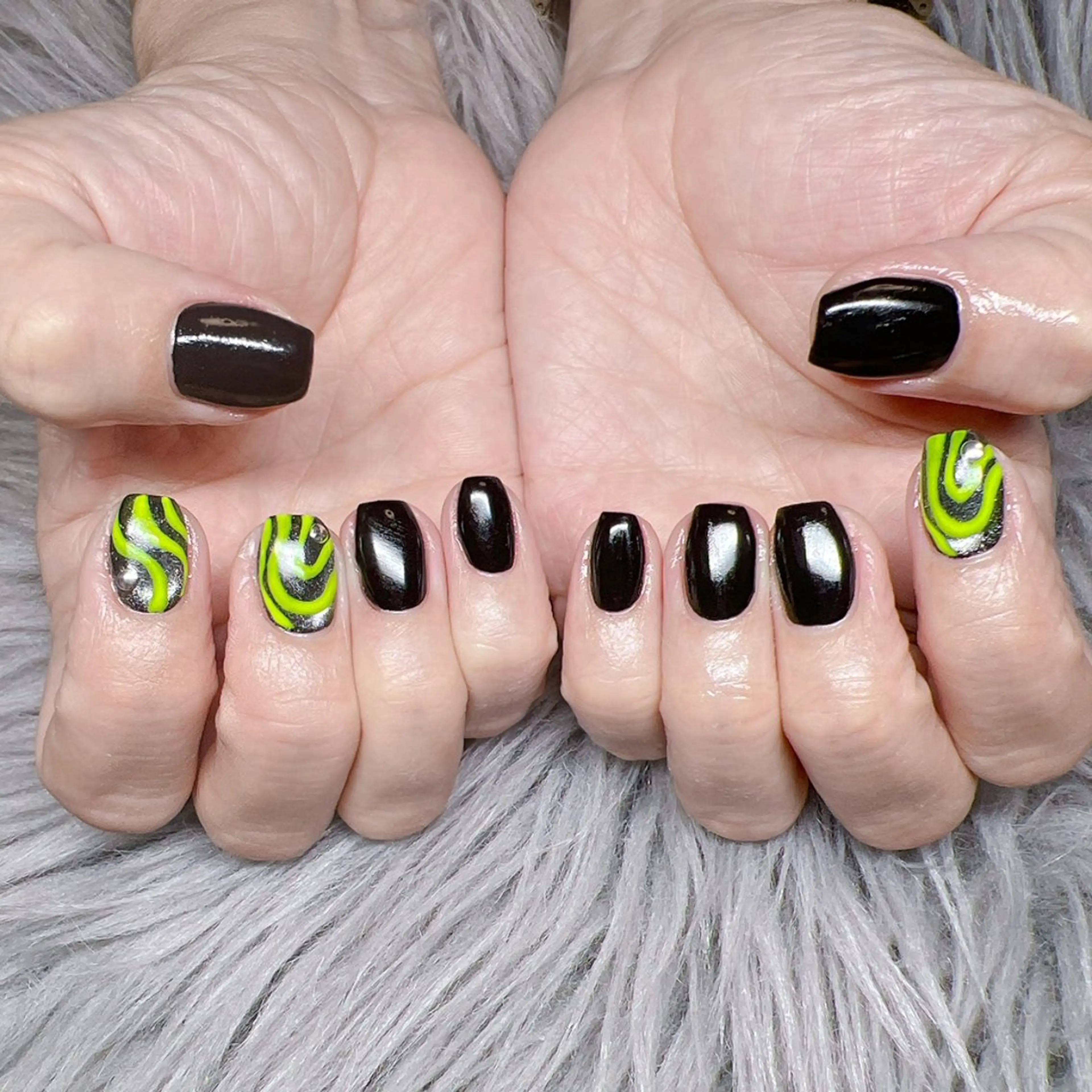 ネイル 個室ネイルサロンDolly Girl〜ドーリーガール〜所属・DollyGirl KYOKOのネイルデザイン