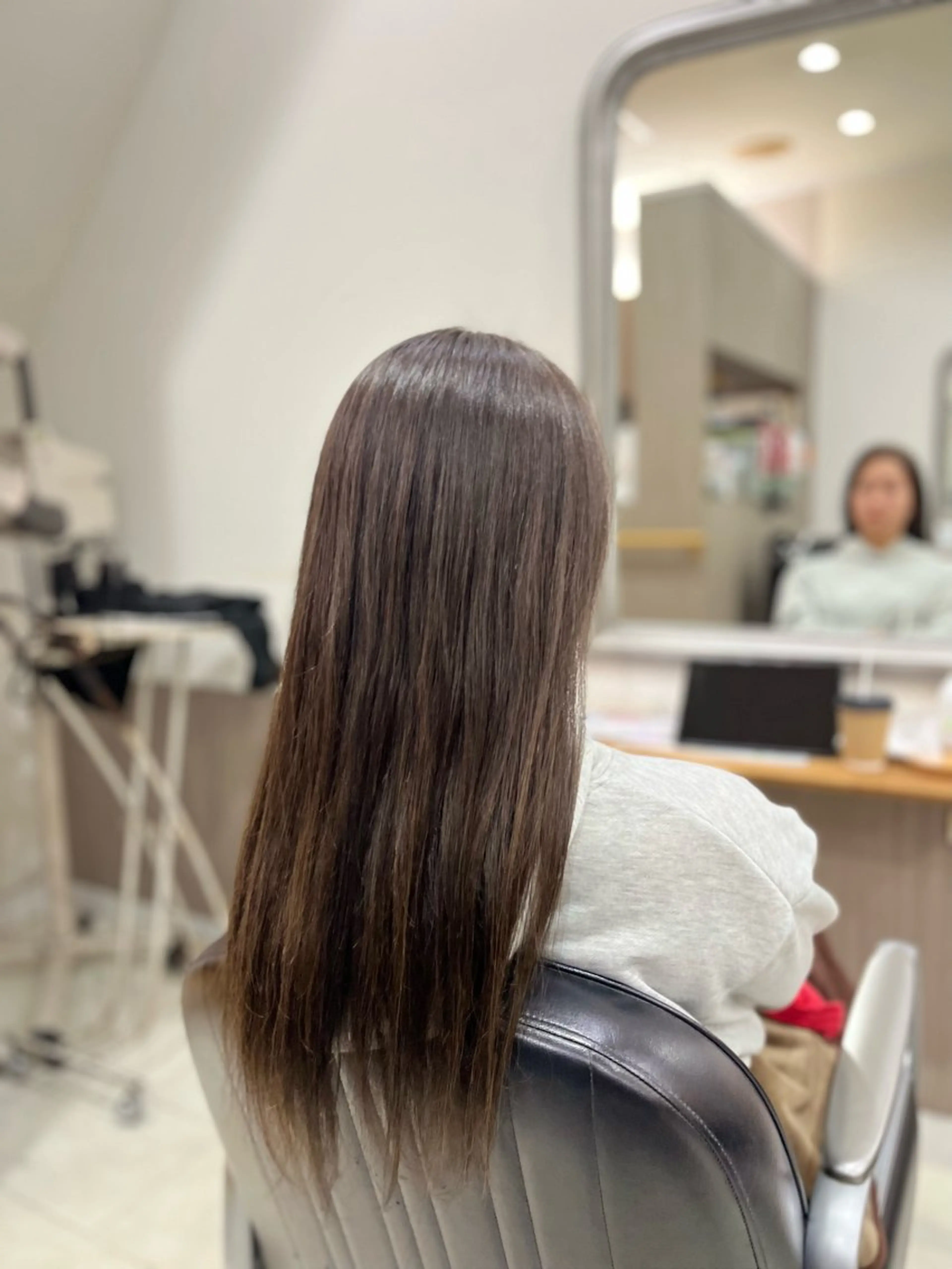 カラー ヘアカラー ヘッドスパ 艶髪🥣透明感カラー 🫧前田奈津実のヘアスタイル