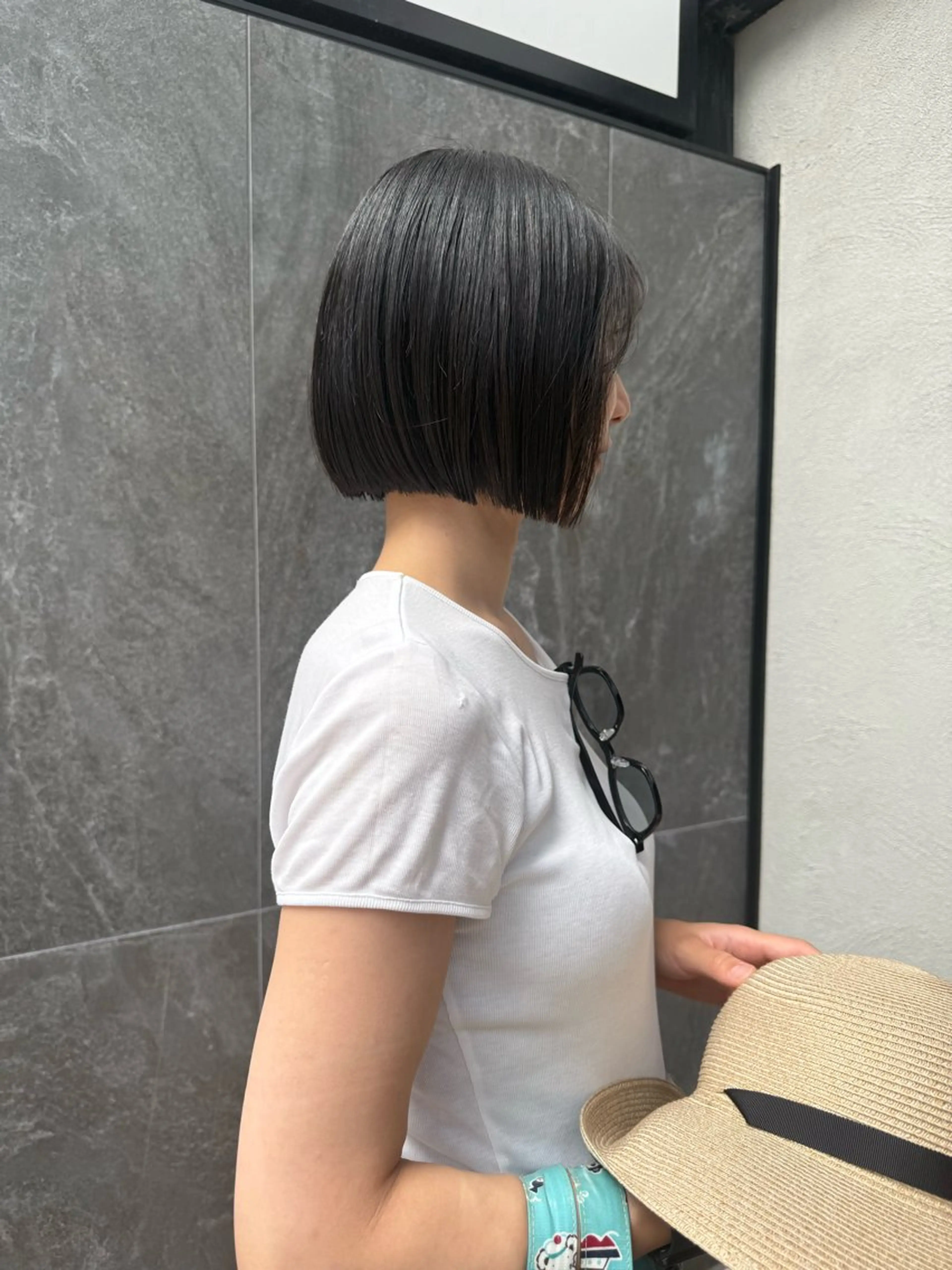 ショート 神戸/karina /顔まわりレイヤーのヘアスタイル
