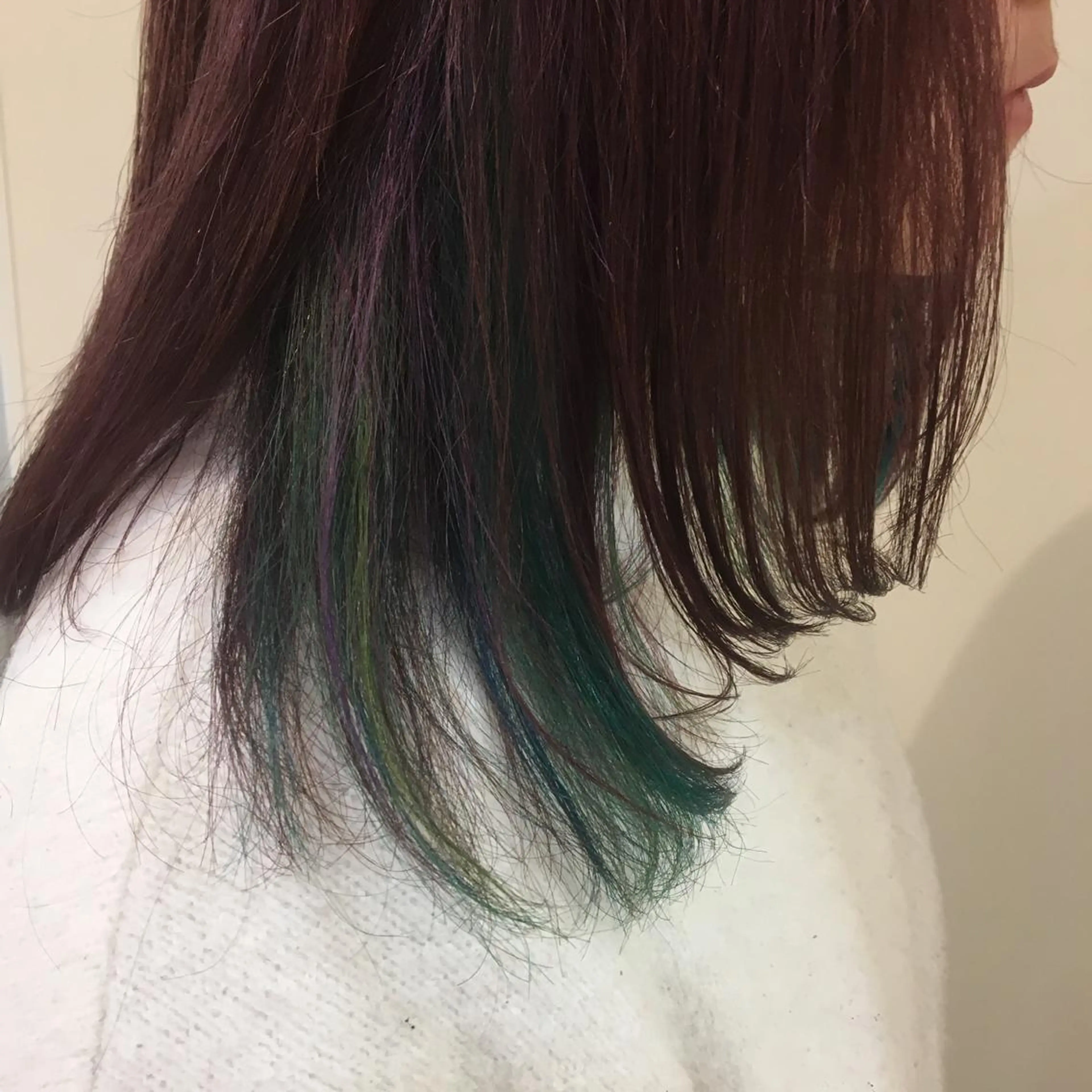 セミロング パープルカラー レッドブラウン イエローカラー ヘアケア・頭皮ケア デザインカラー/中田のヘアスタイル