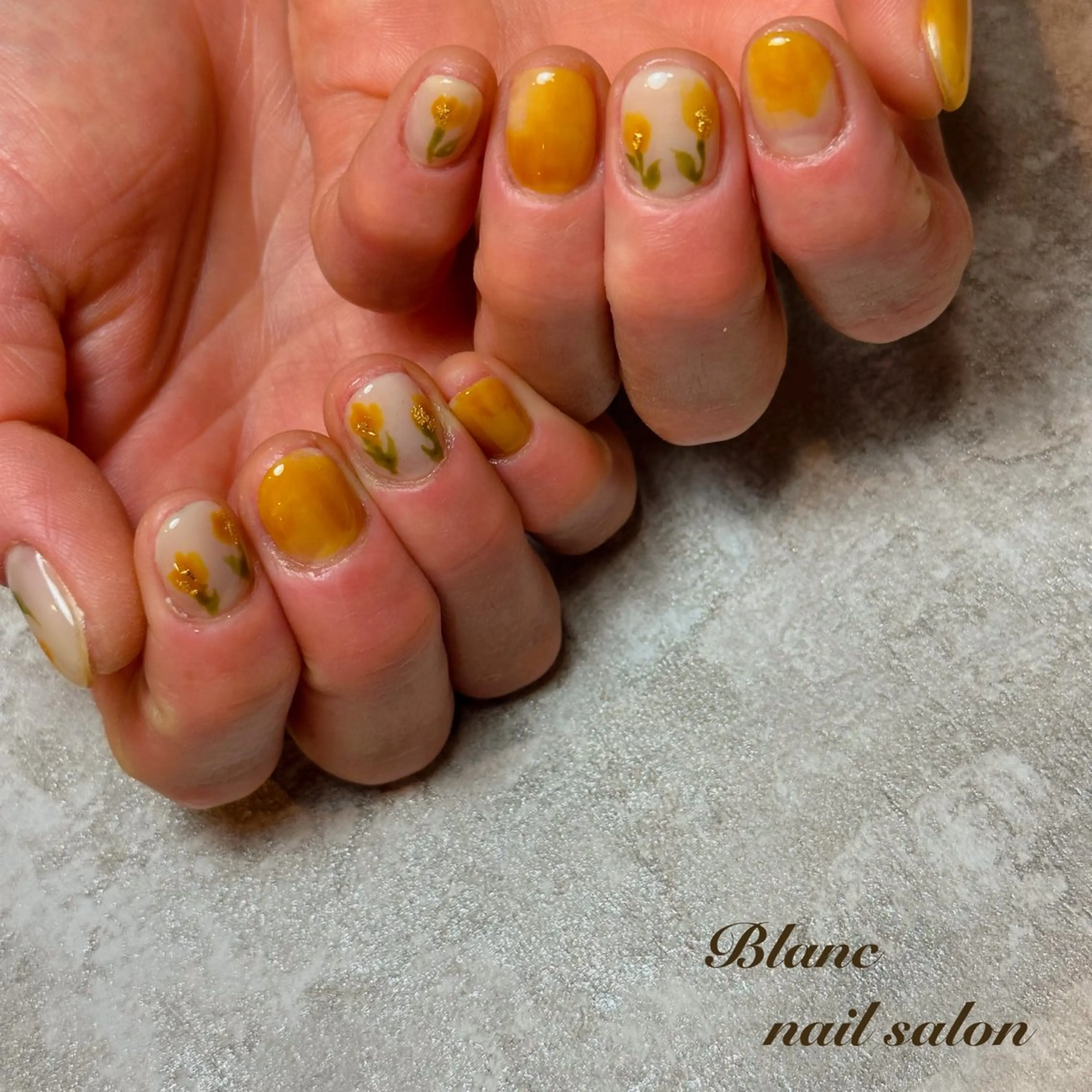 ショート Blanc ブランのネイルデザイン
