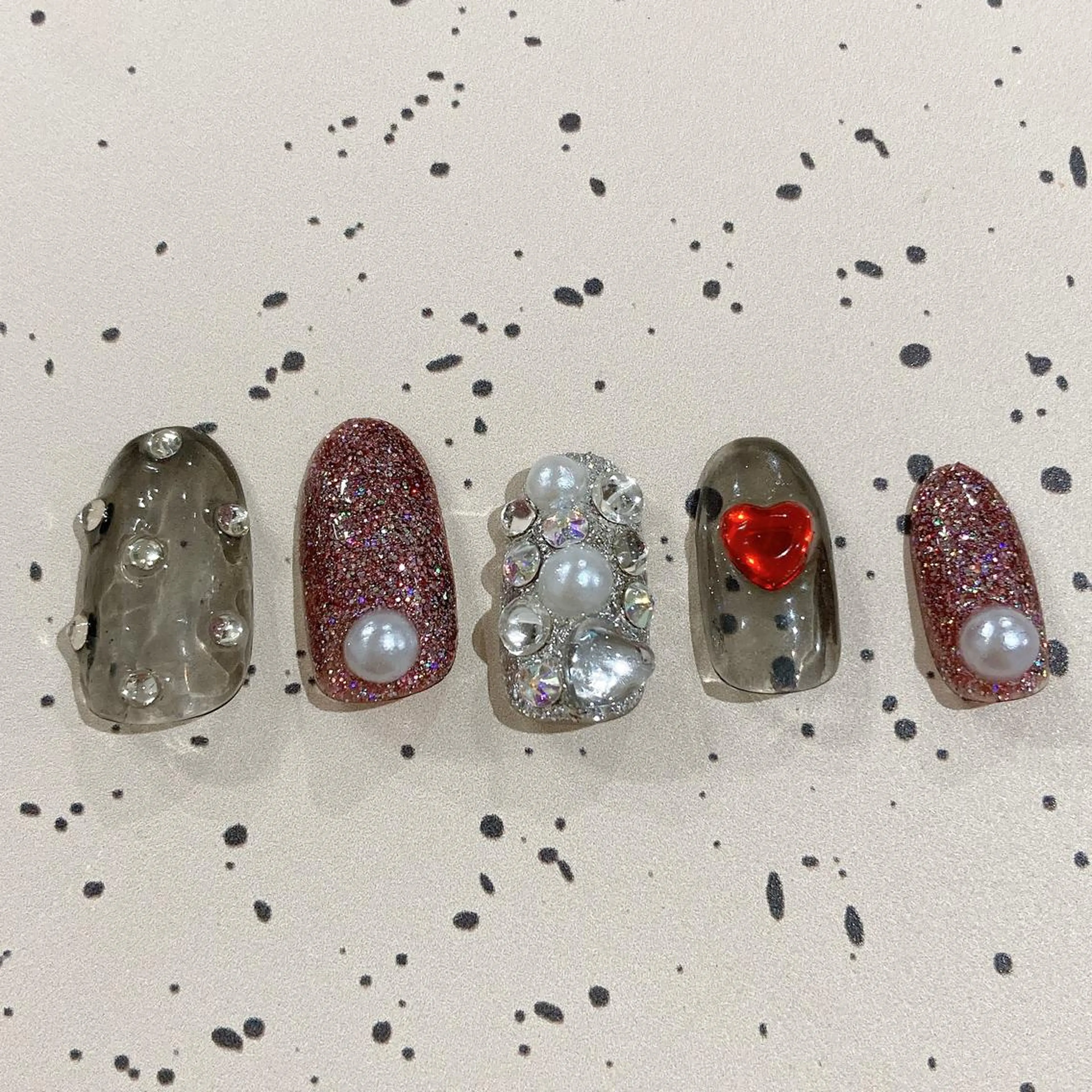 ネイル 成人式 ジェルネイル キラキラネイル パラジェル 冬ネイル Nail Kのネイルデザイン