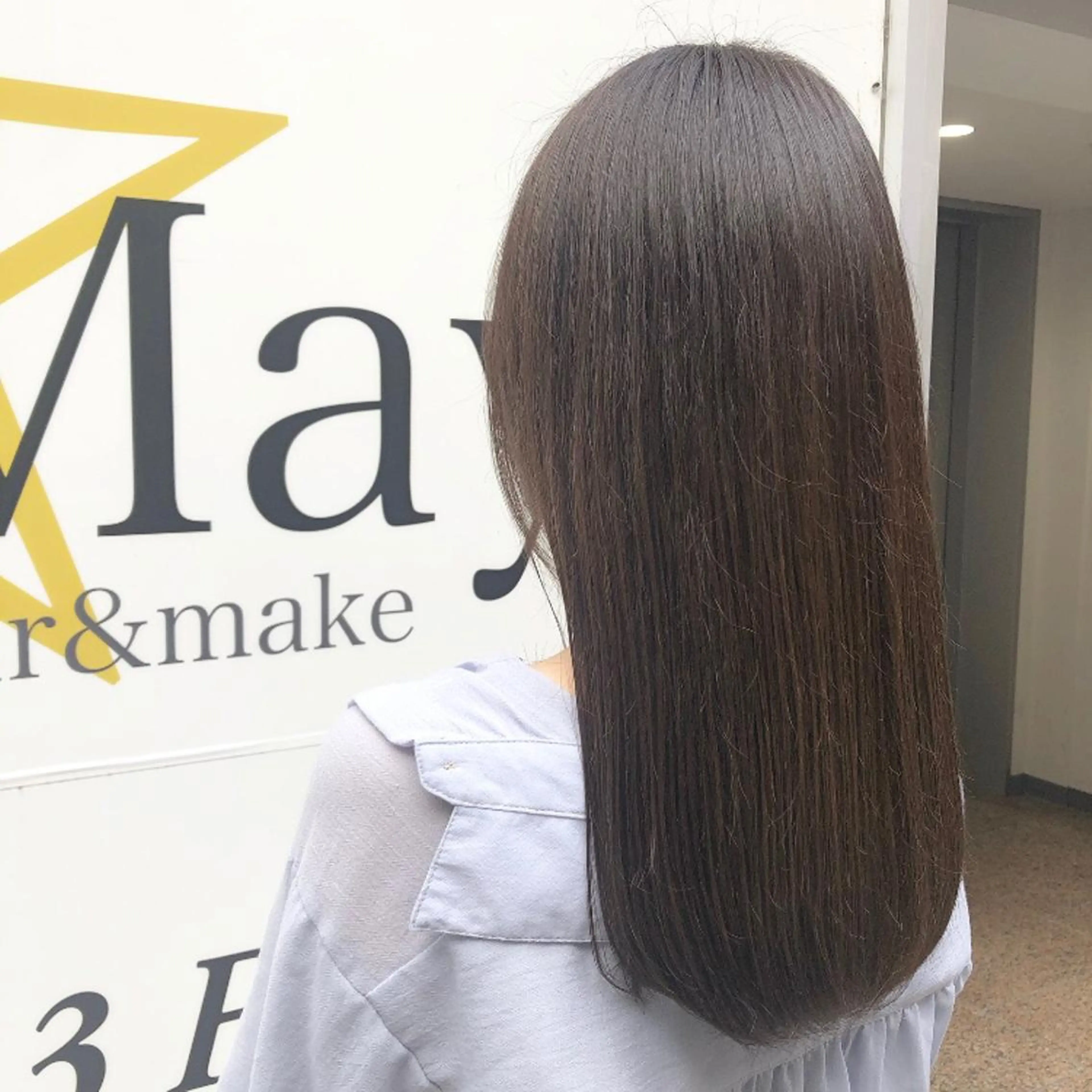 ロング カラー アッシュ アッシュグレー アッシュグレージュ グレージュ charer eye salon所属・マブチ キサラのマツエク・マツパデザイン