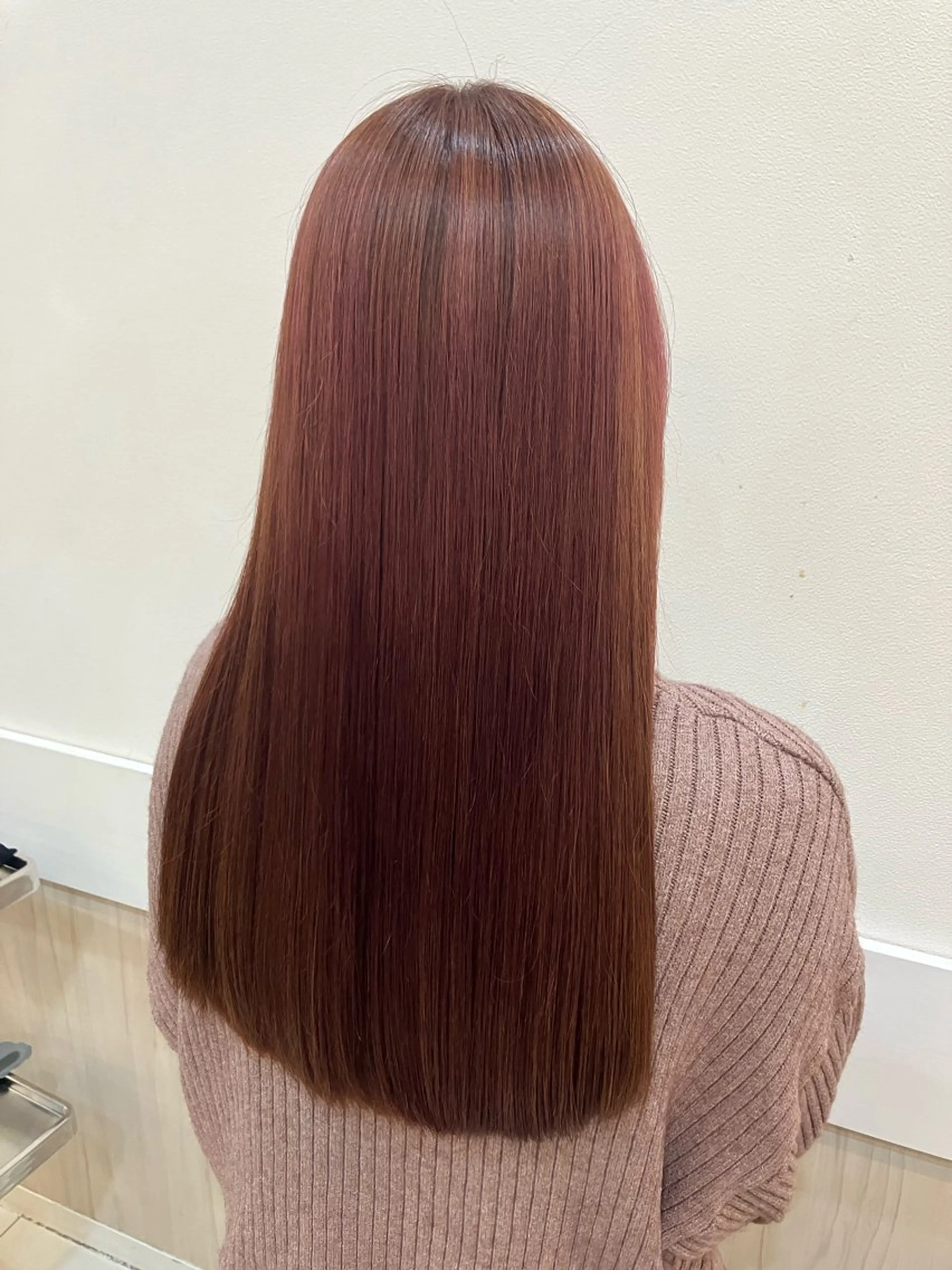 ロング カット ヘアカラー yukari 艶髪ヘアのヘアスタイル