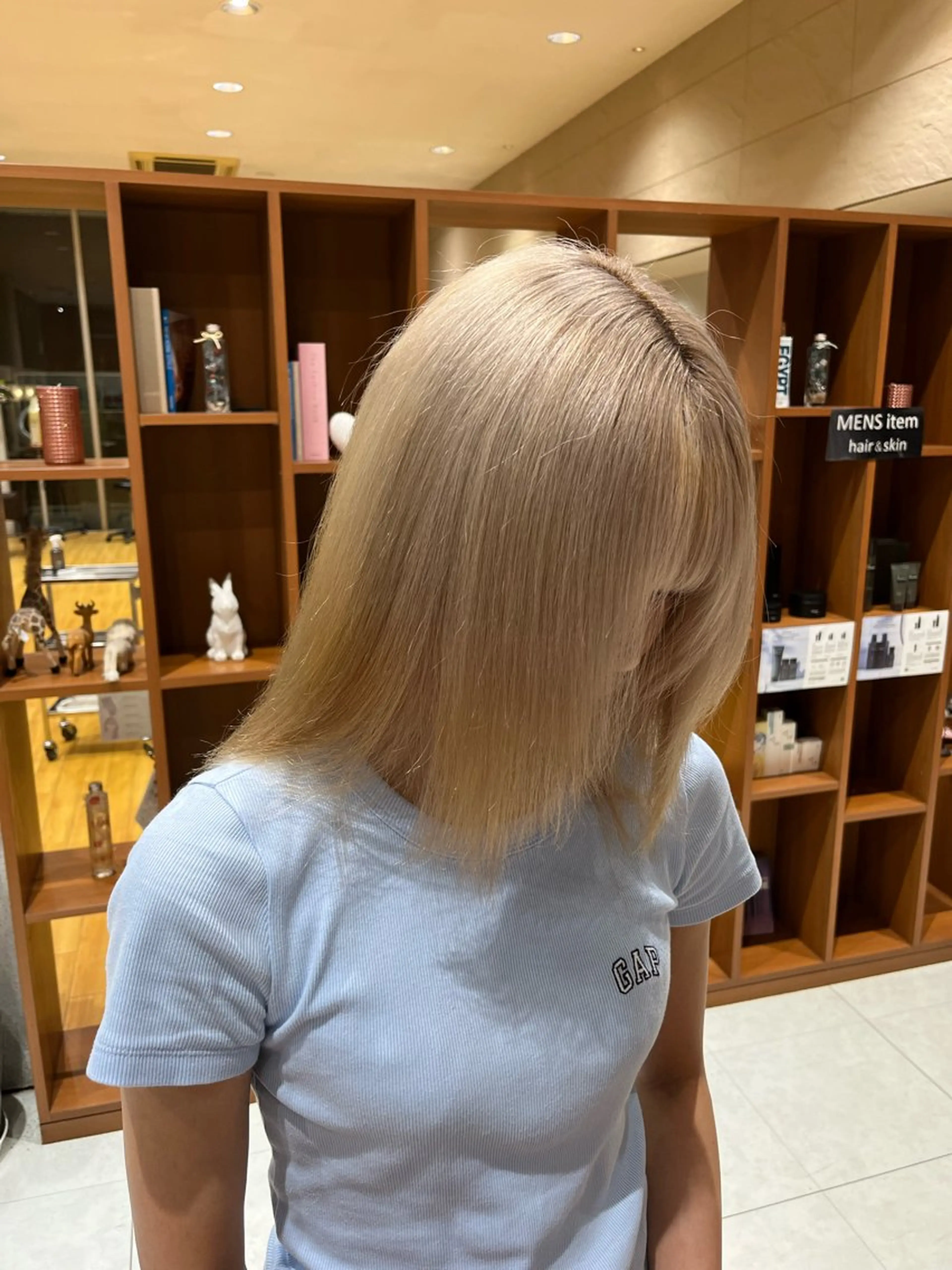 ロング カラー ヘアカラー 神田 開飛のヘアスタイル