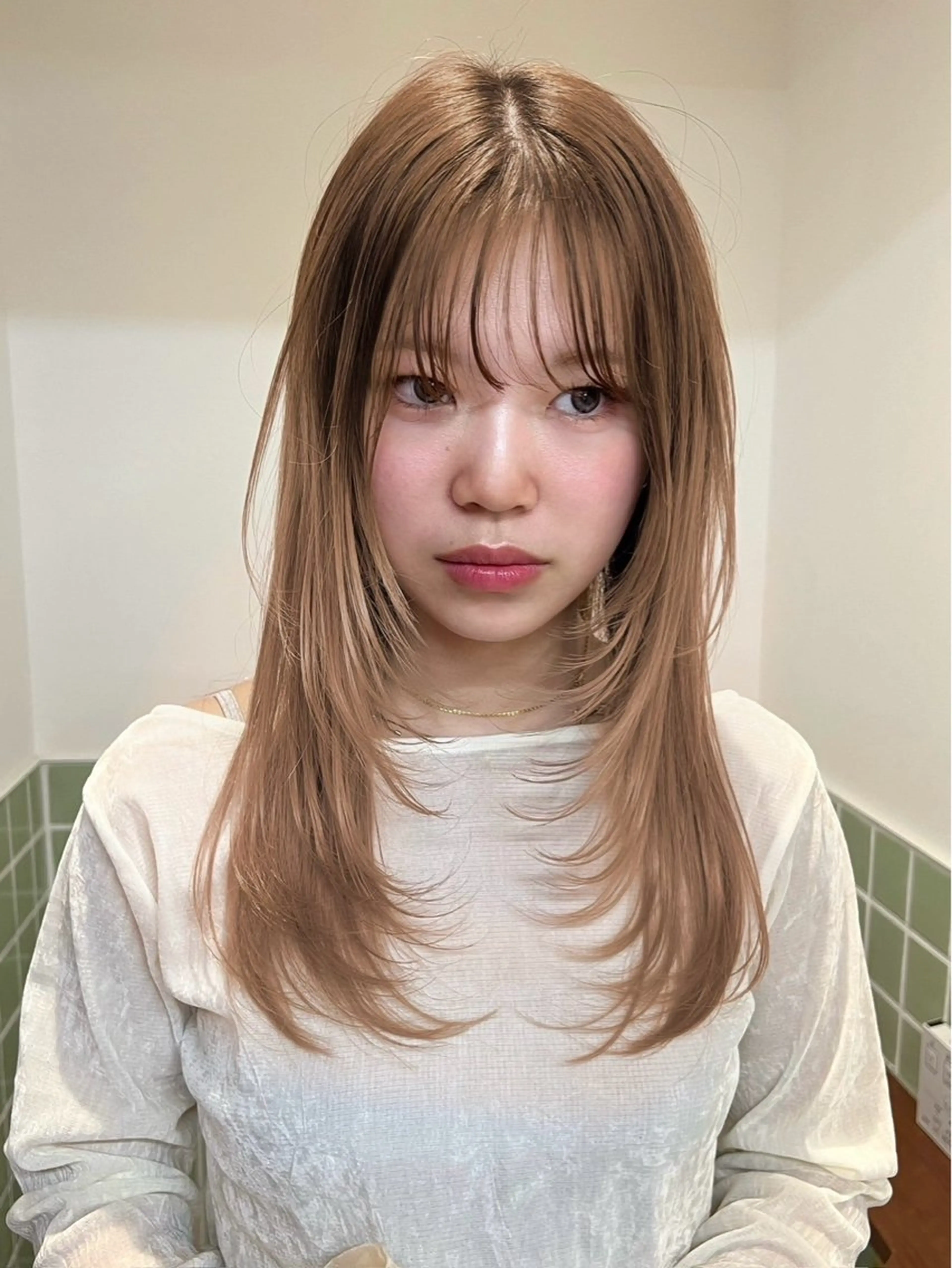 🎀 レイヤーカットメニュー 🎀 夜20時​〜​限定 ‼️🐰ྀི韓国風レイヤーなど🐰ྀིの写真