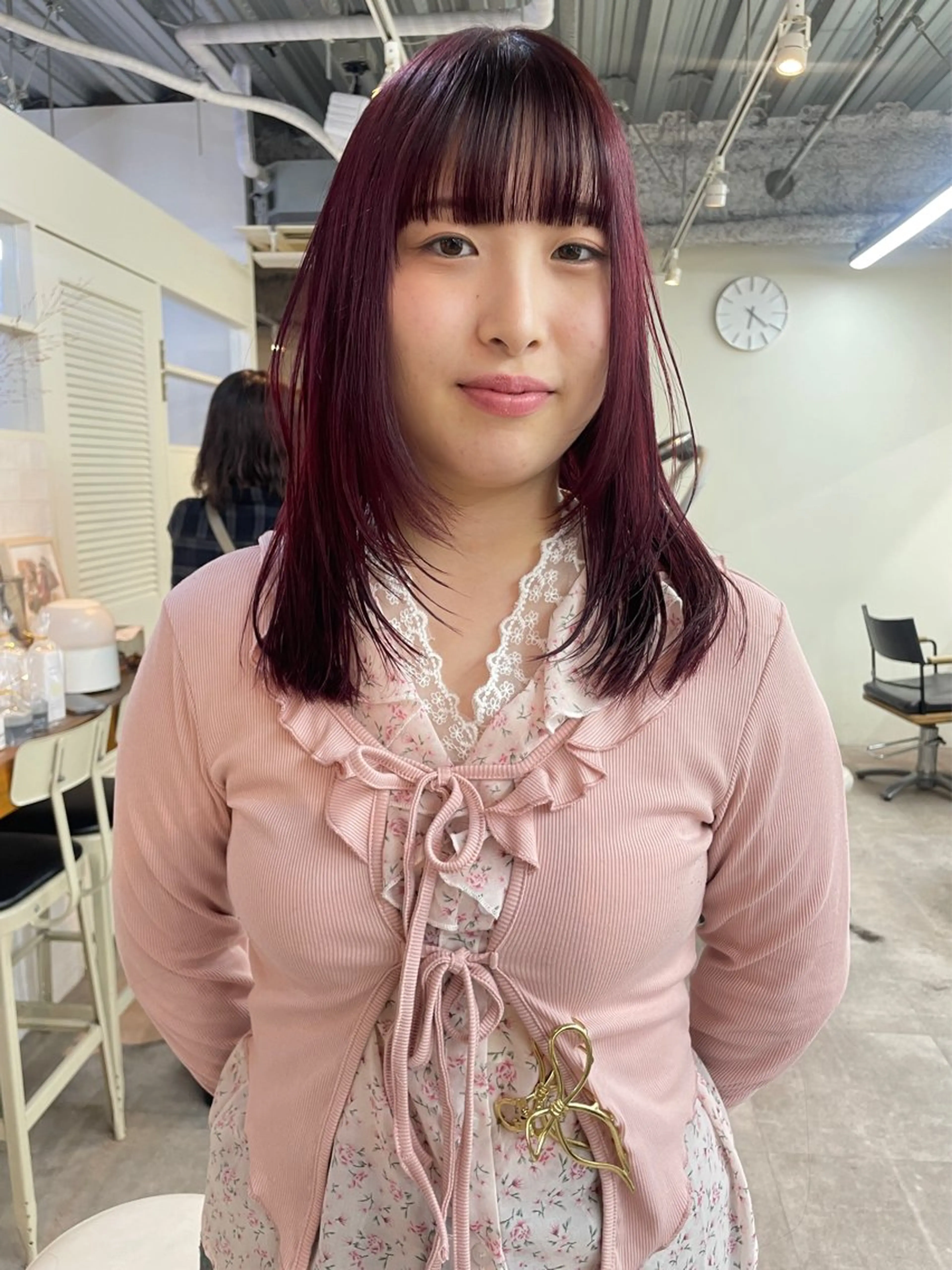 ミディアム カラー カット ヘアカラー トリートメント レイヤー/ 透明感カラー/マドカのヘアスタイル