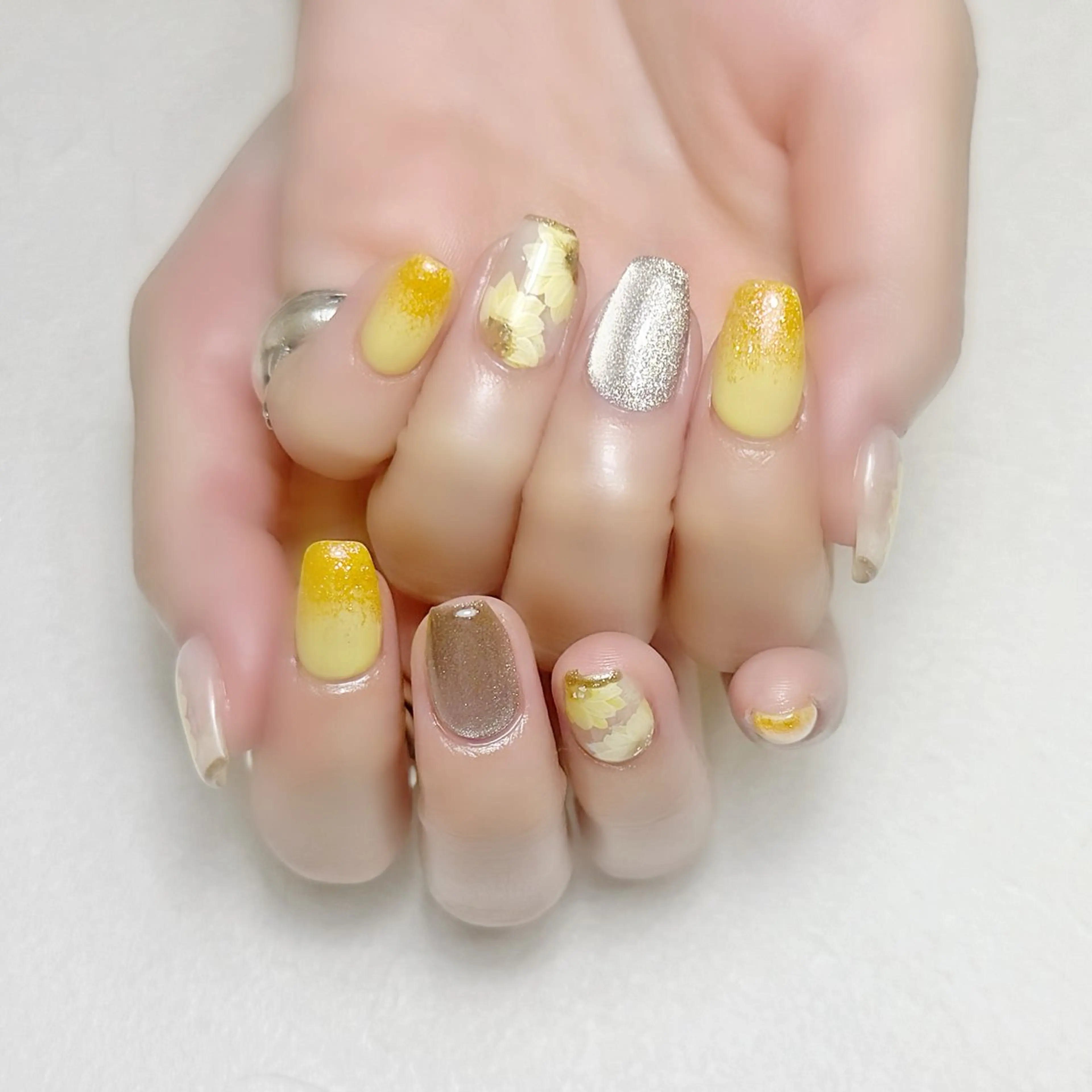 ネイル グラデーション マグネットネイル 夏ネイル rouse nail RISATOのネイルデザイン