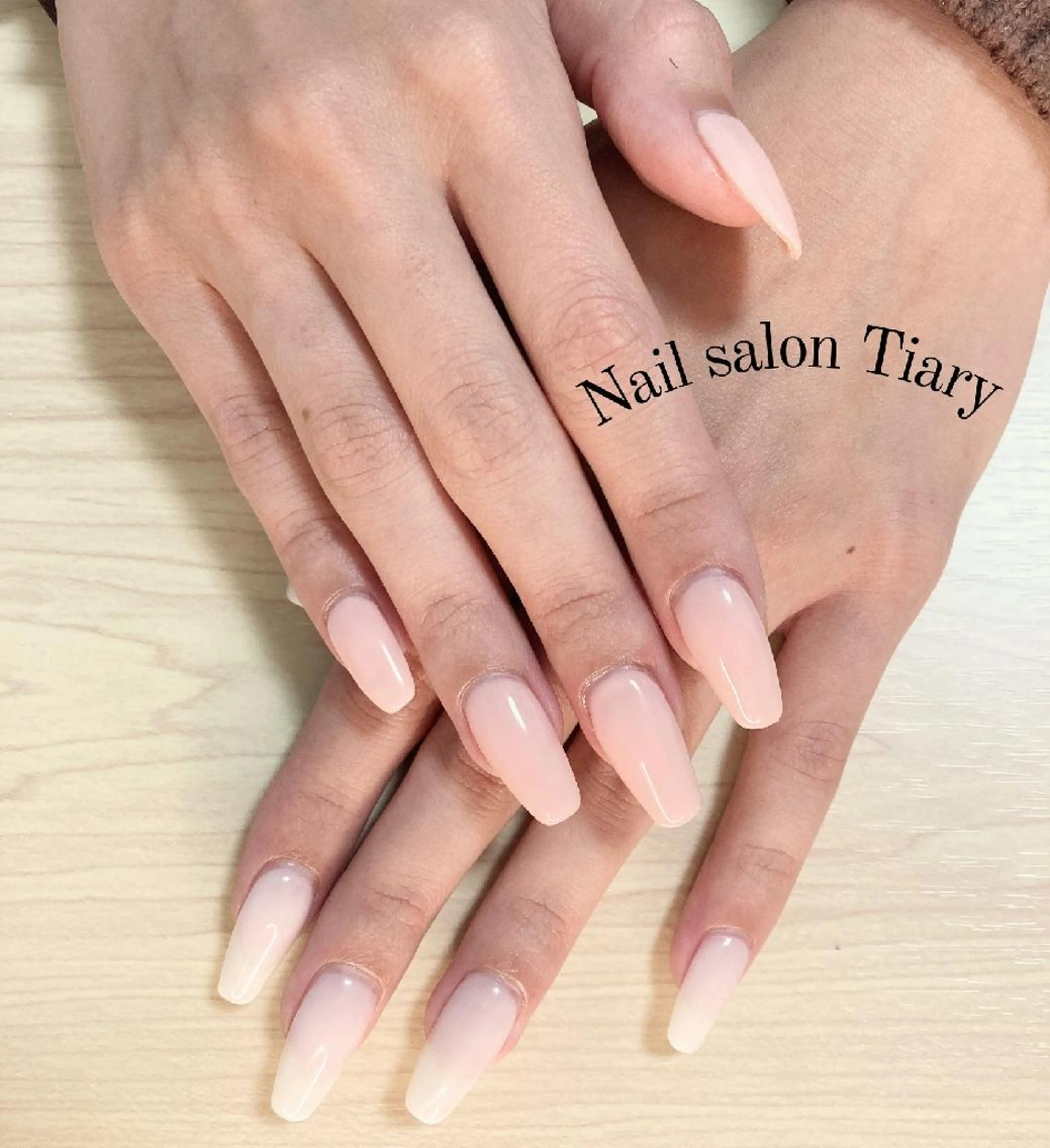 ネイル Nail salon Tiary オーナーのネイルデザイン