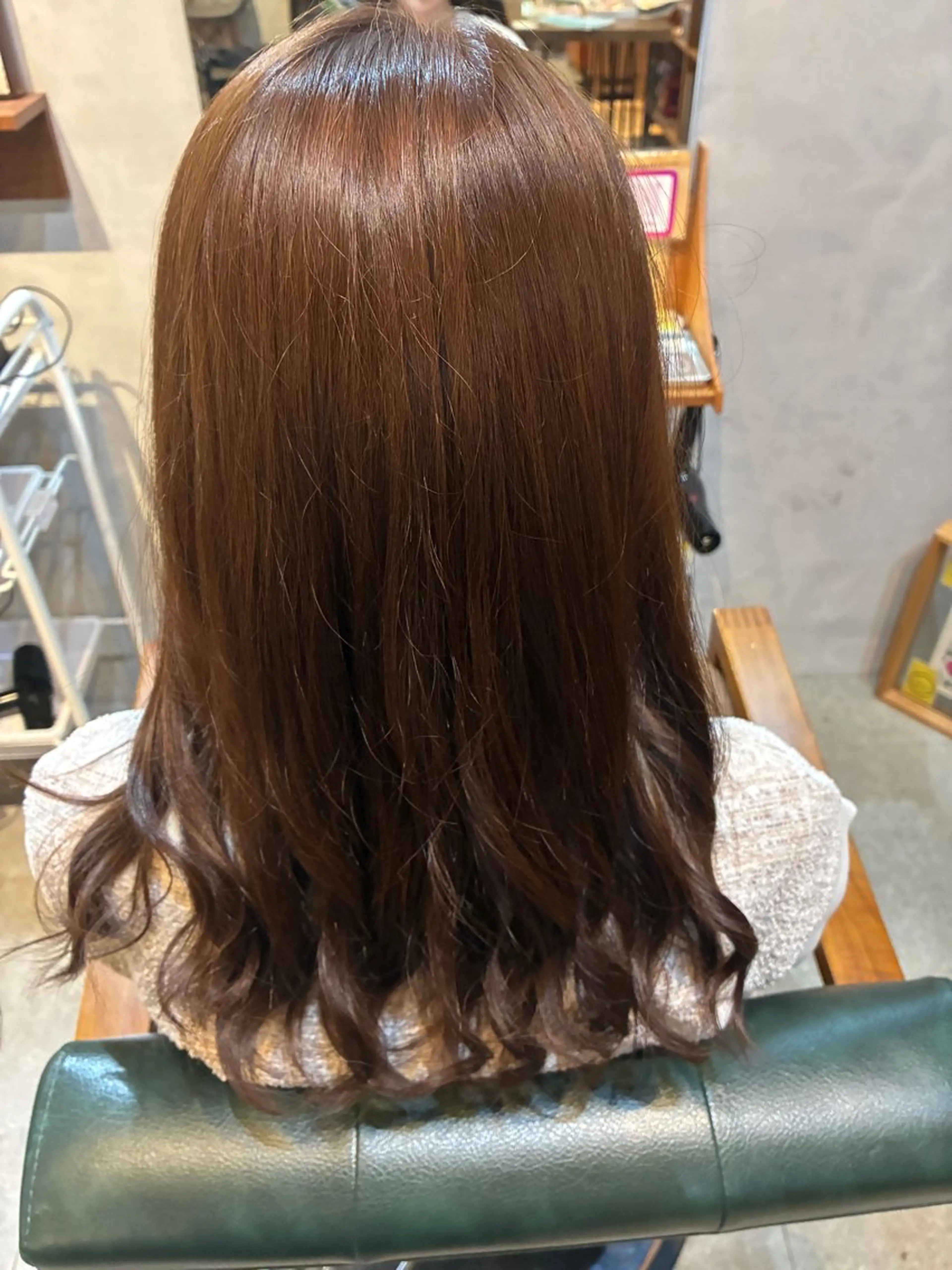 ロング カラー ベージュカラー ブリーチ ブリーチなしカラー ヘアカラー wacca所属・安城/艶感カラー 🩷似合わせ🎀もえのヘアスタイル