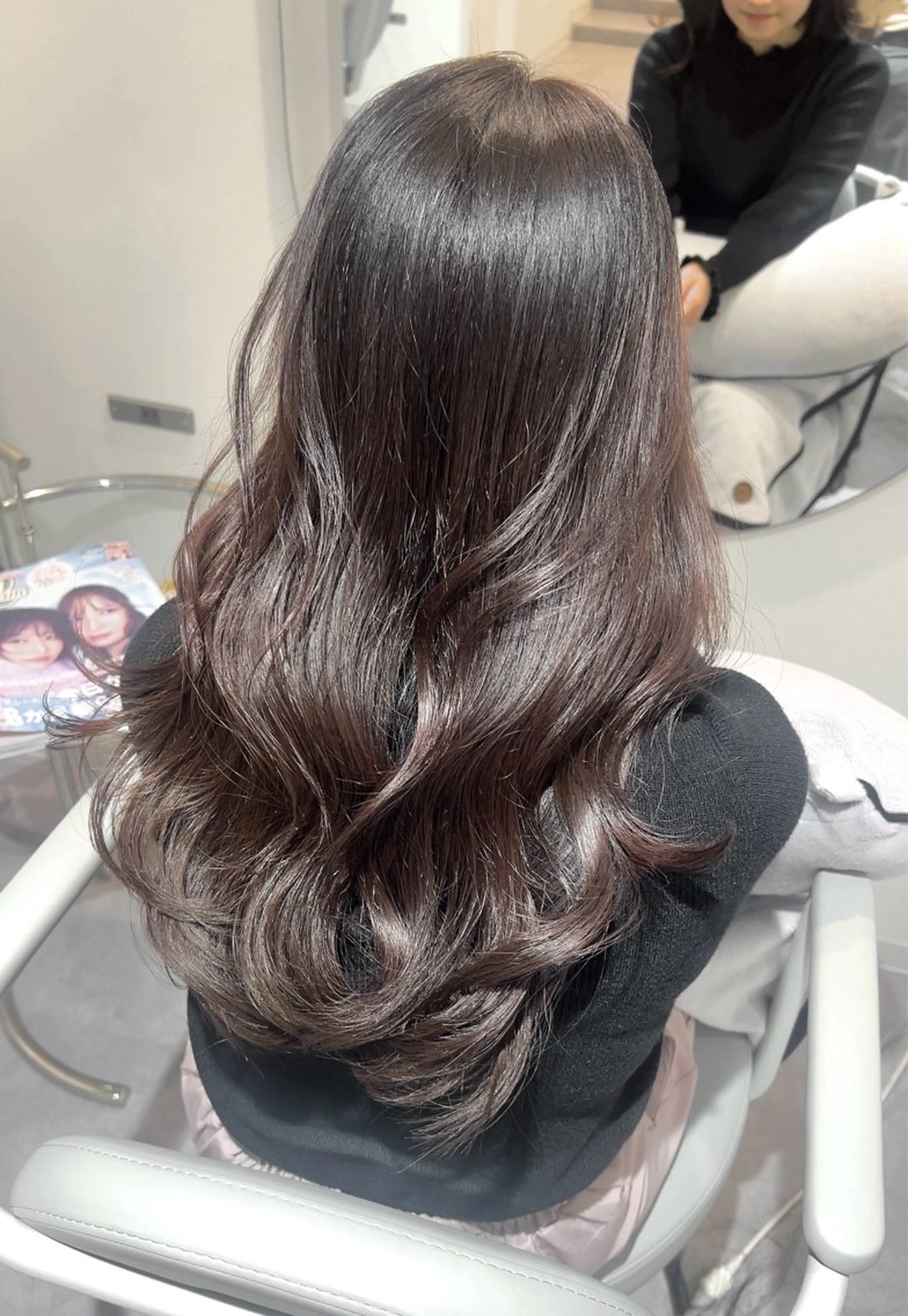 ロング カラー 近藤 若菜のヘアスタイル