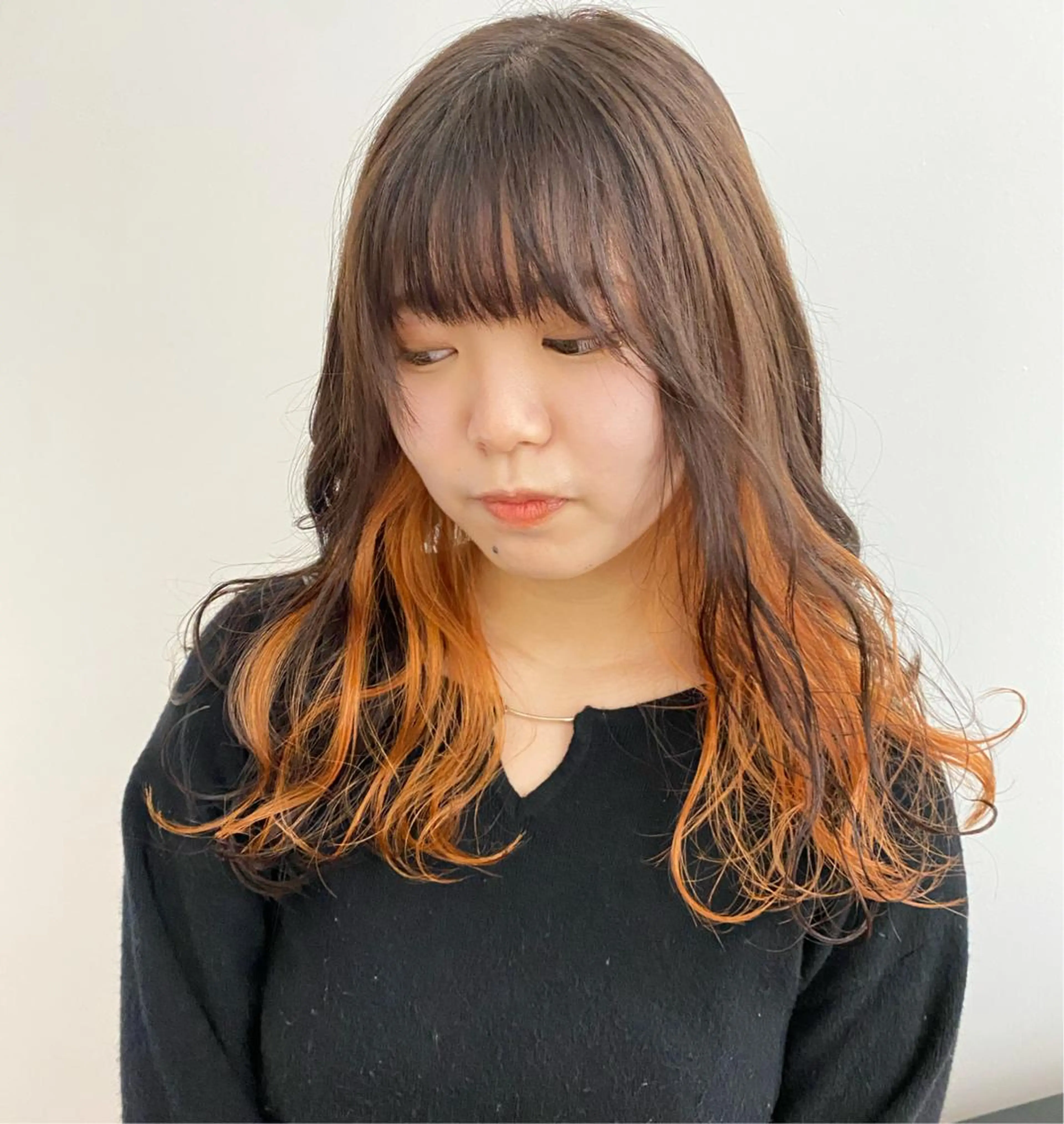 ロング カラー オレンジ 顔周りカット/透明感 カラー✂️MEIのヘアスタイル