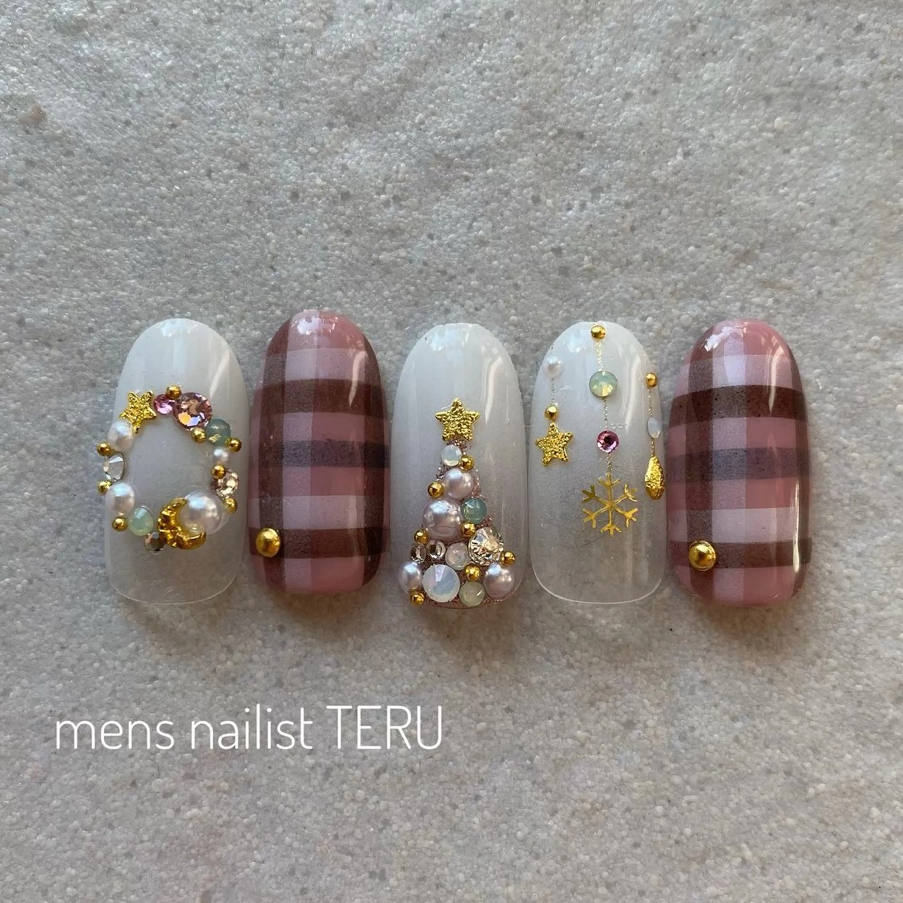 ネイル 冬ネイル クリスマス nail salon ETERNAL所属・nailsalon ETERNALのネイルデザイン