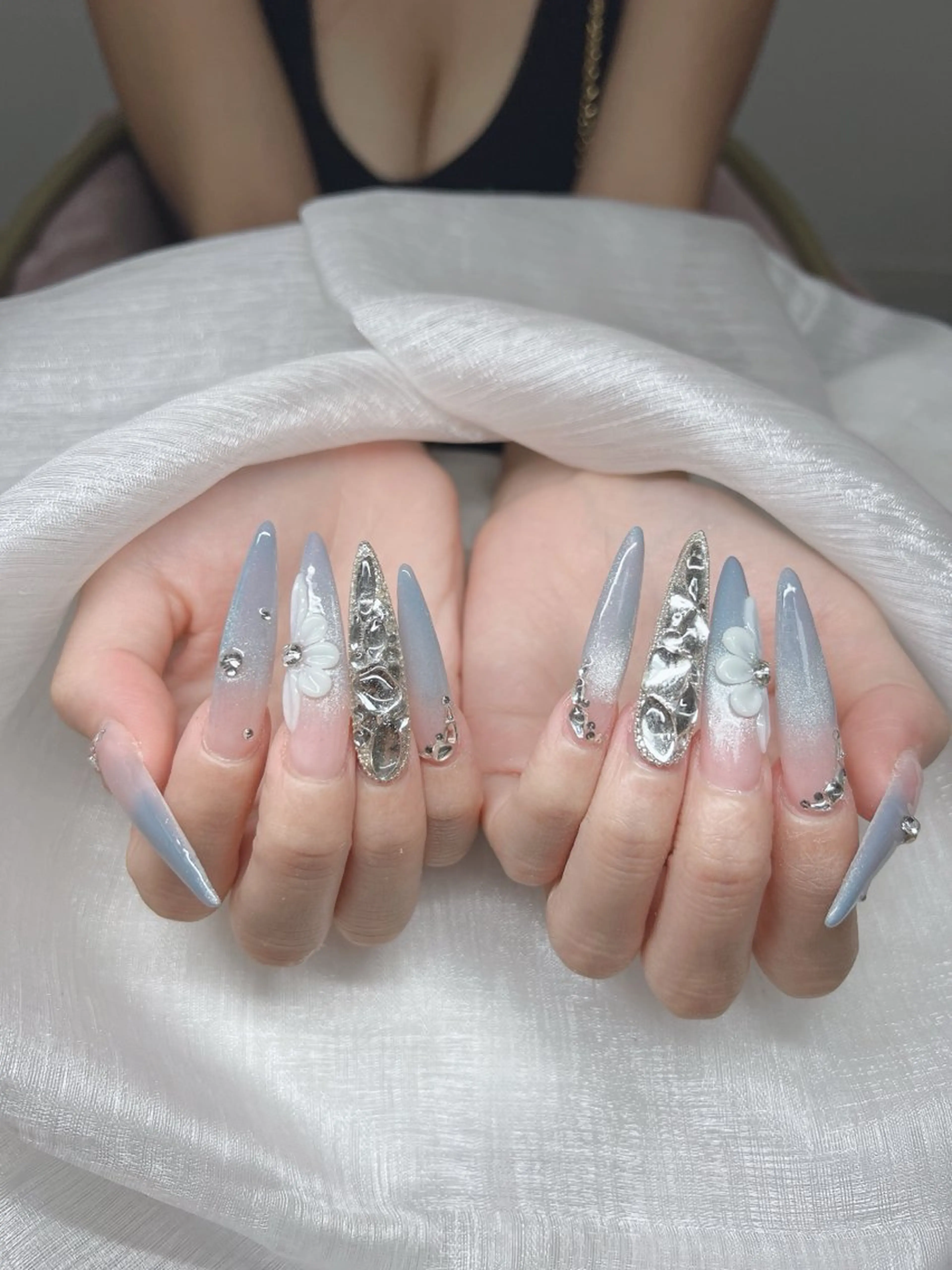 ネイル 長さ出し グラデーション キラキラネイル マグネットネイル ニュアンスネイル ハンドネイル Lee Nails チップ長さだし専門店のネイルデザイン