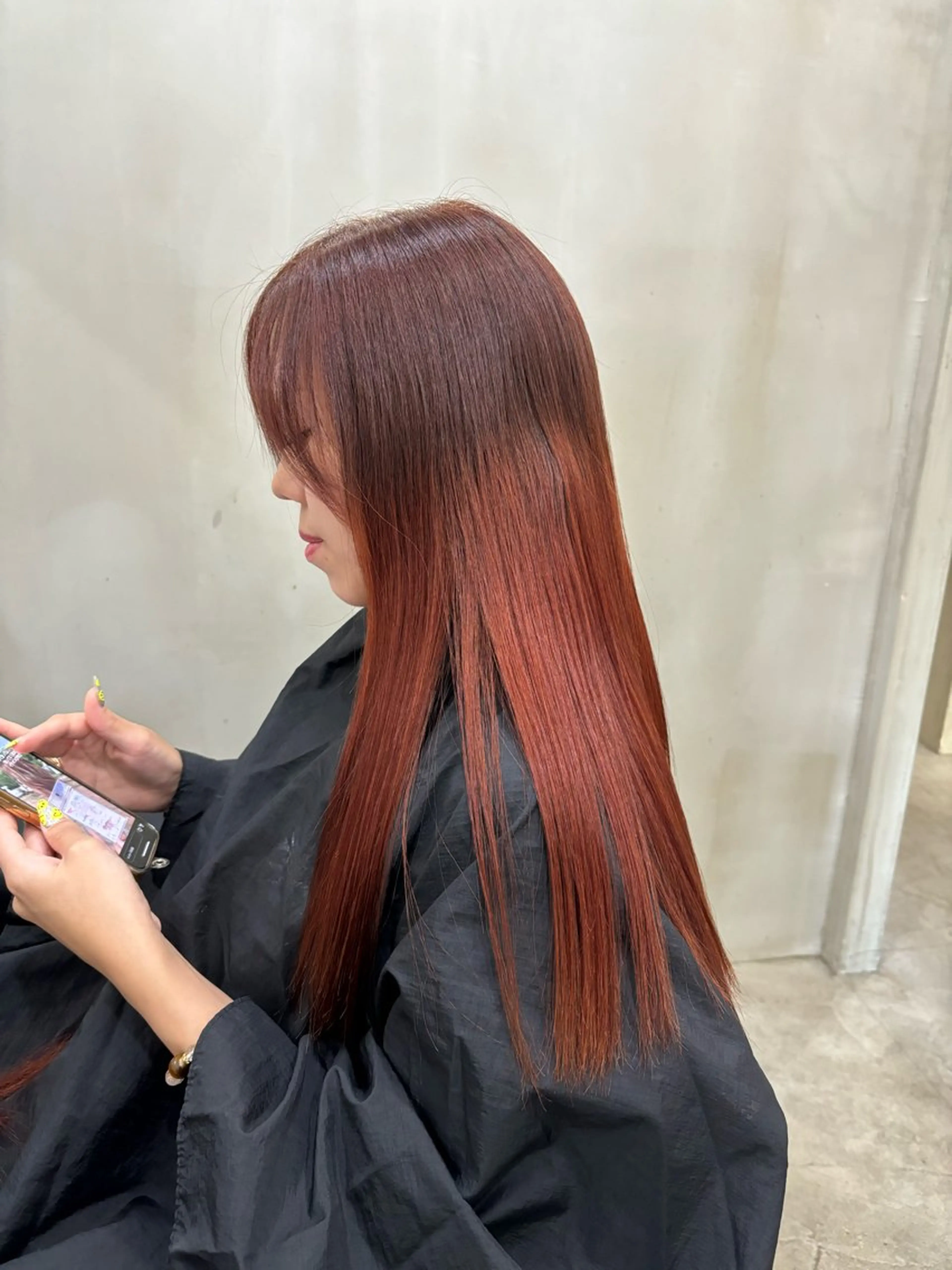 セミロング カラー ブリーチ オレンジ ヘアカラー VOYAGE所属・中園 康のヘアスタイル