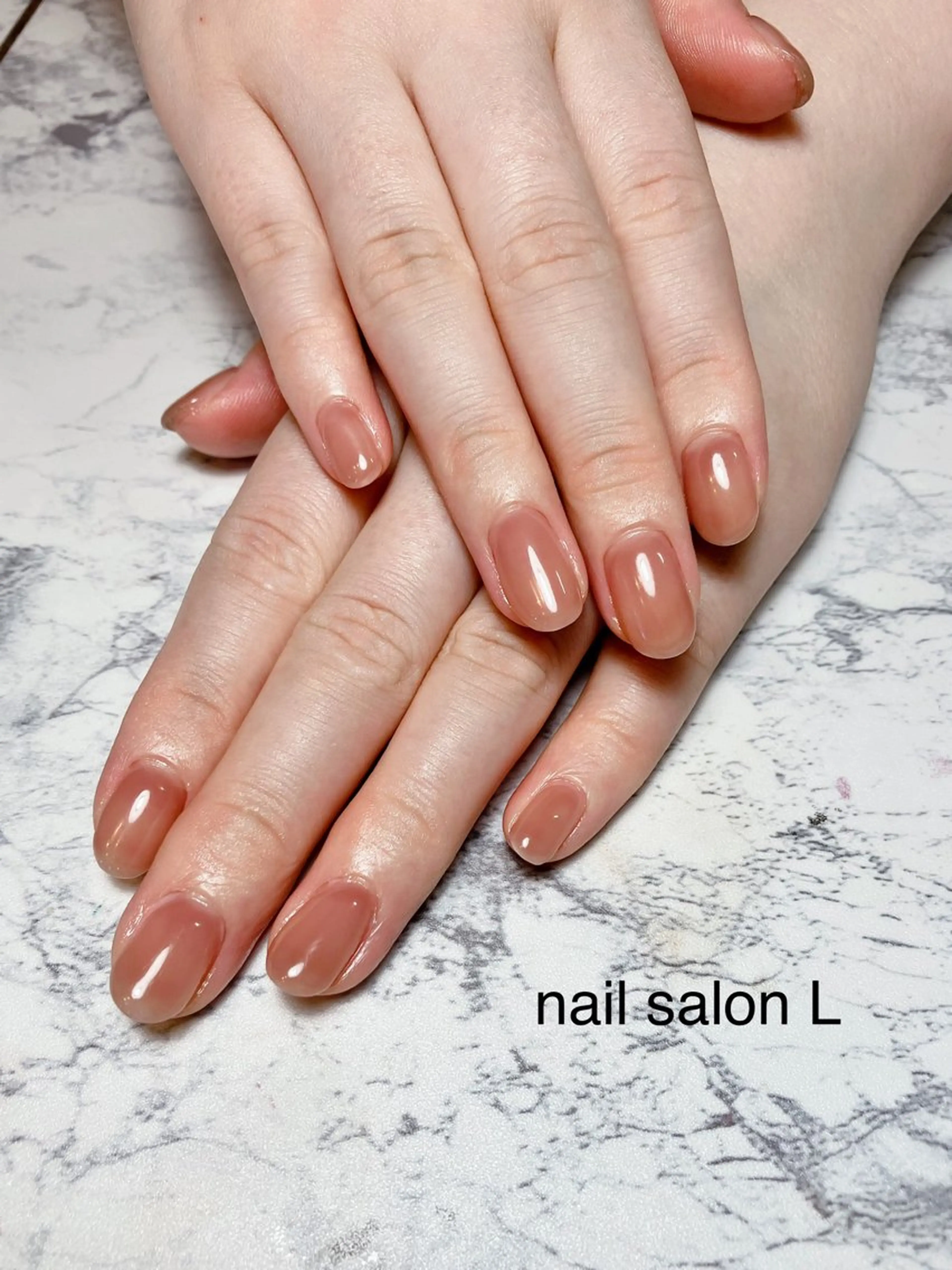 ネイル ワンカラーネイル ハンドネイル 吉川市 ネイルサロンLのネイルデザイン