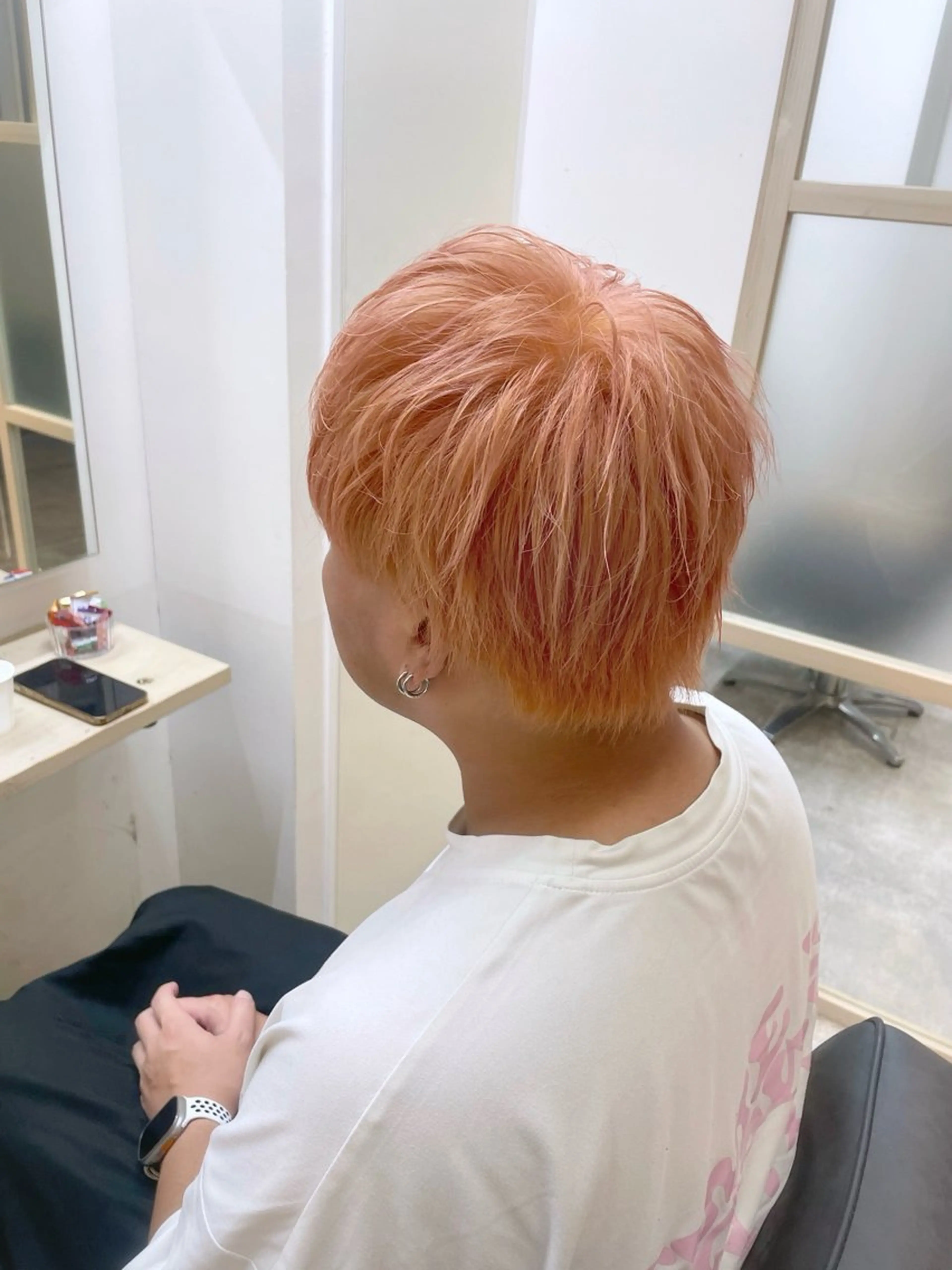 ミディアム カラー メンズ メンズブリーチ ブリーチ オレンジ カット ヘアカラー トリートメント EMANON新宿南口所属・🦄中性ウルフ ☁️Shiori🦄のヘアスタイル