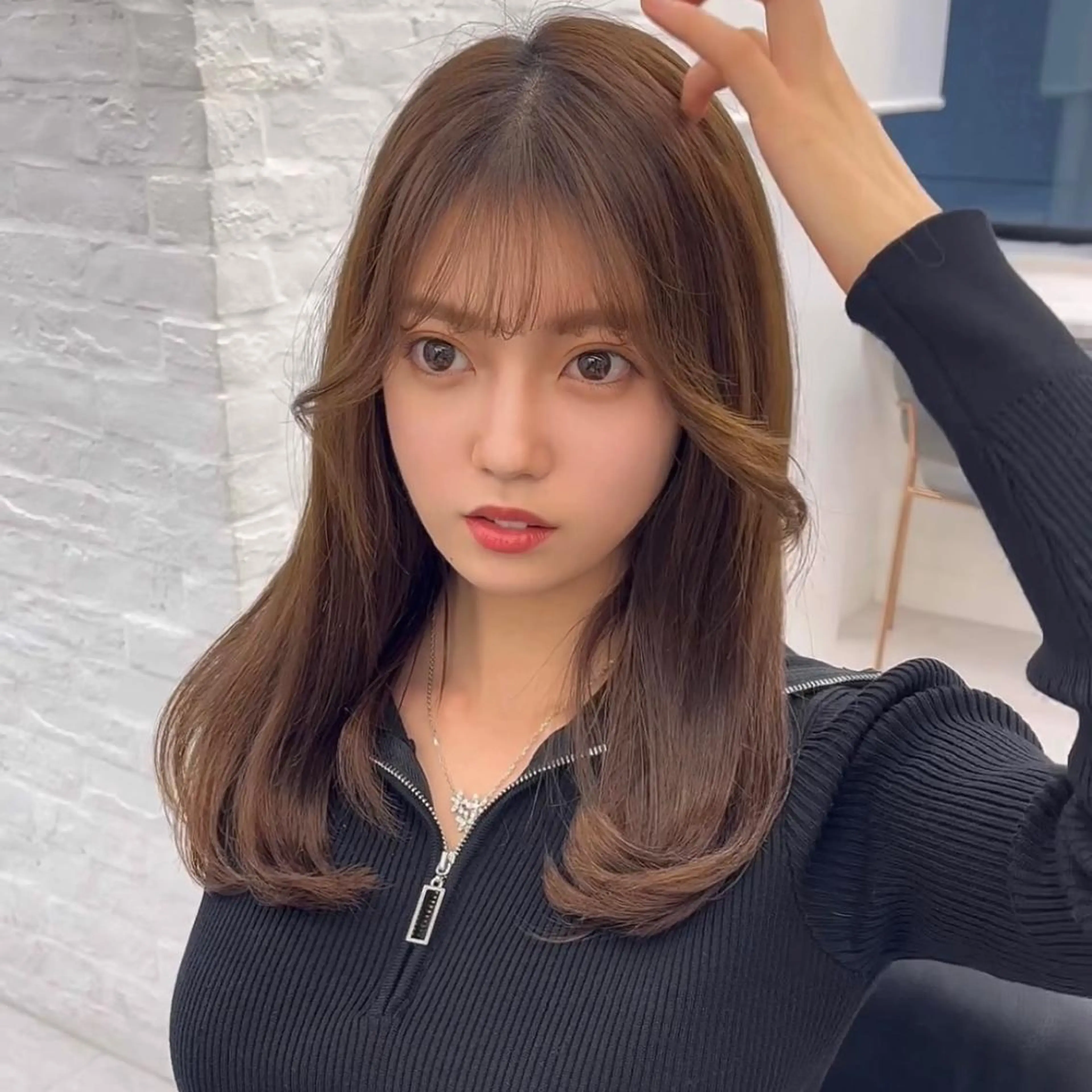 ミディアム カラー パーマ ヘアアレンジ 結婚式・ブライダル アッシュ ベージュカラー 黒髪 ブリーチ 韓国ヘア×2way 🇰🇷和知拓郎のヘアスタイル