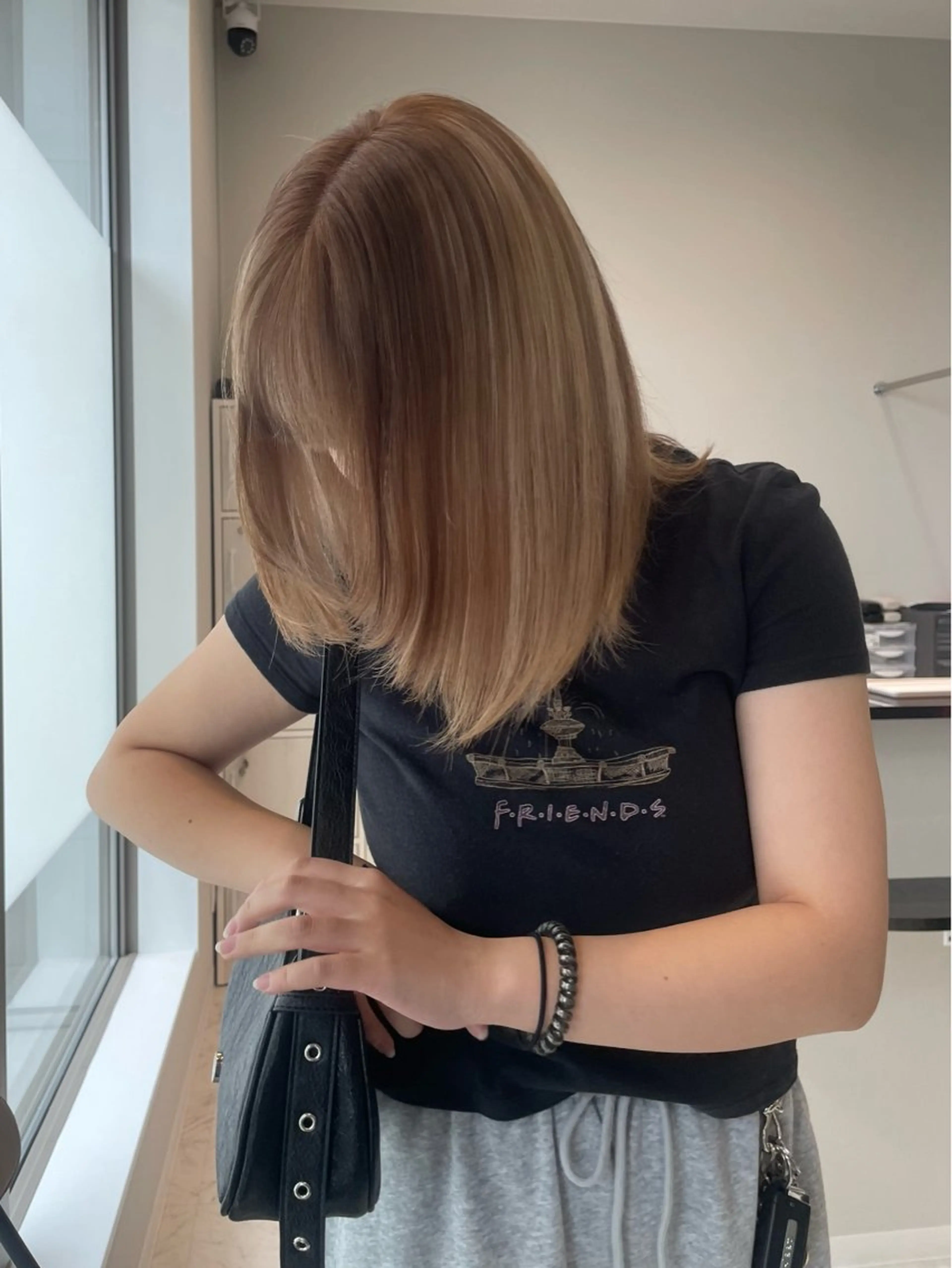 ミディアム カラー カット ヘアカラー moe🥣ﾚﾃﾞｨｰ ｽ特化/透明感ｶﾗｰのヘアスタイル