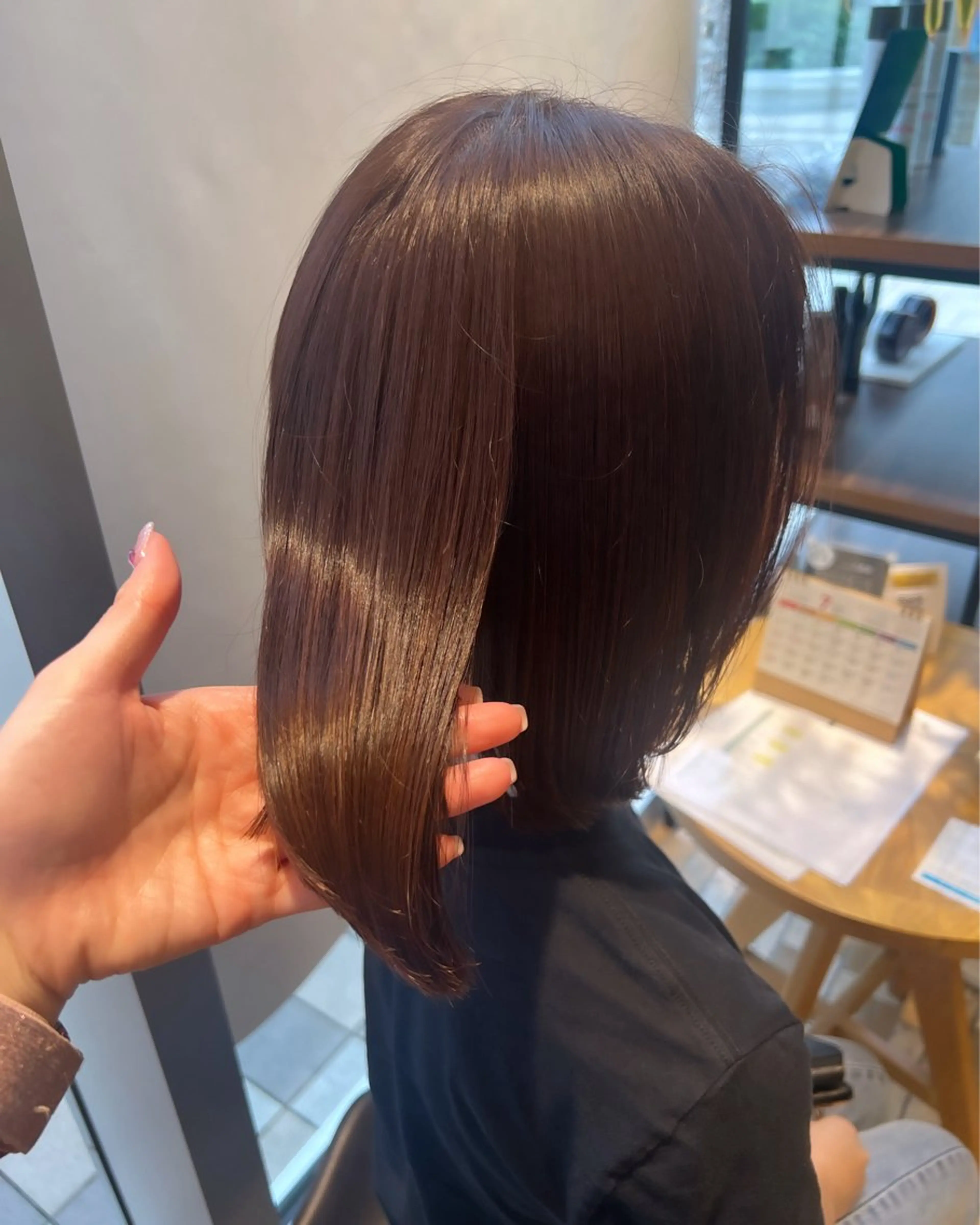 ミディアム カラー 🫧Ai/ ロロネー森ノ宮💖のヘアスタイル