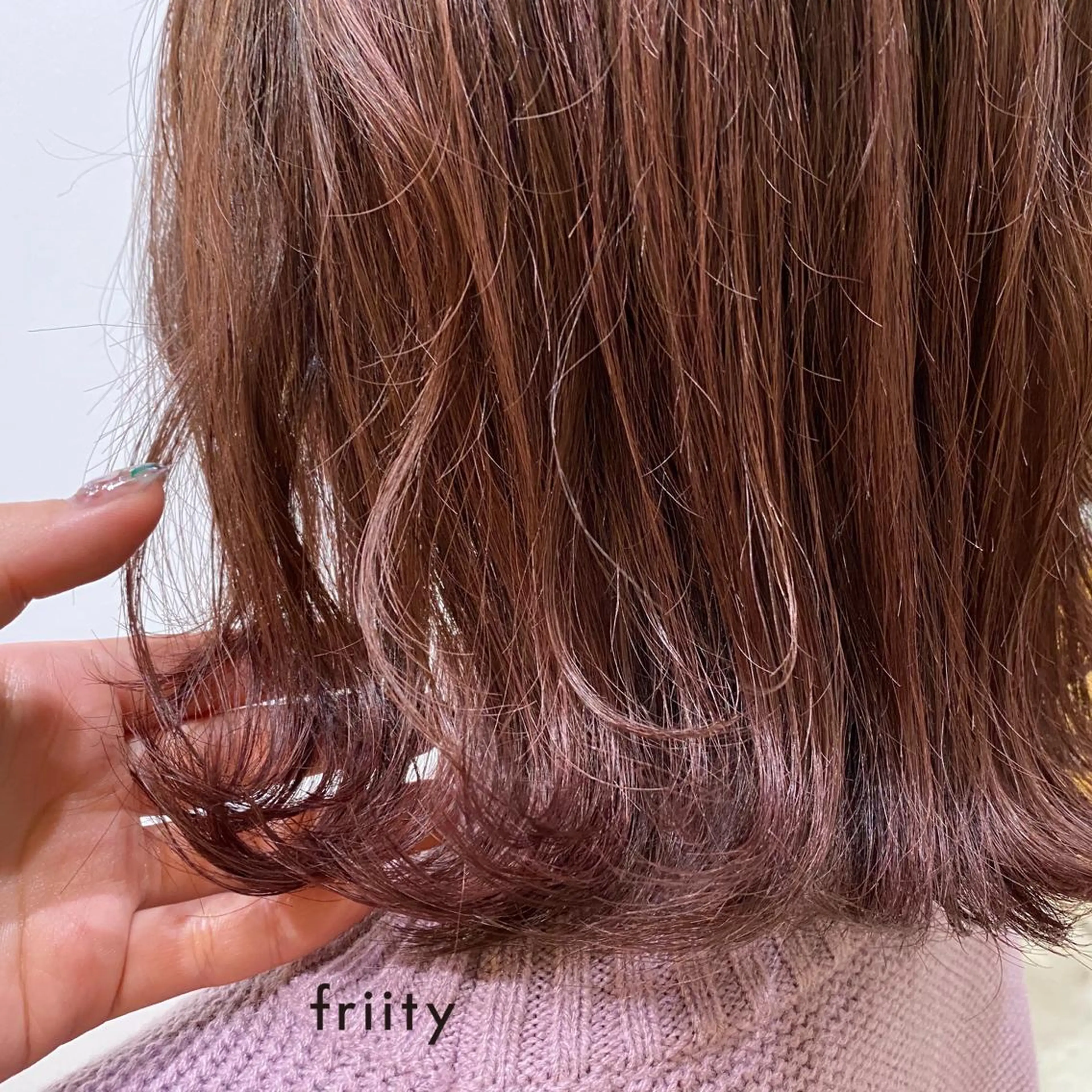 ミディアム カラー カット ヘアカラー トリートメント 中司 莉菜のヘアスタイル