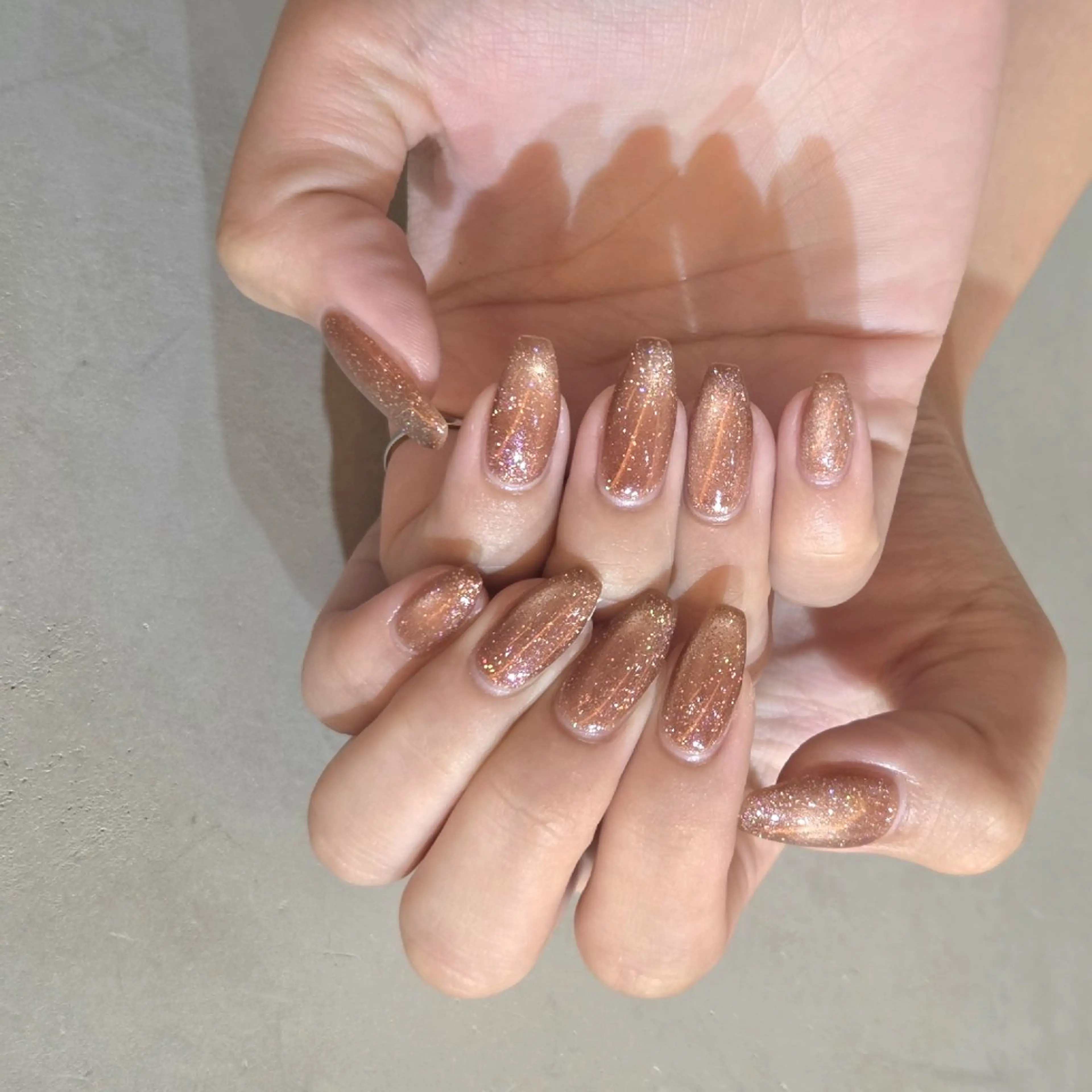 ネイル Rauna nailsalon のネイルデザイン