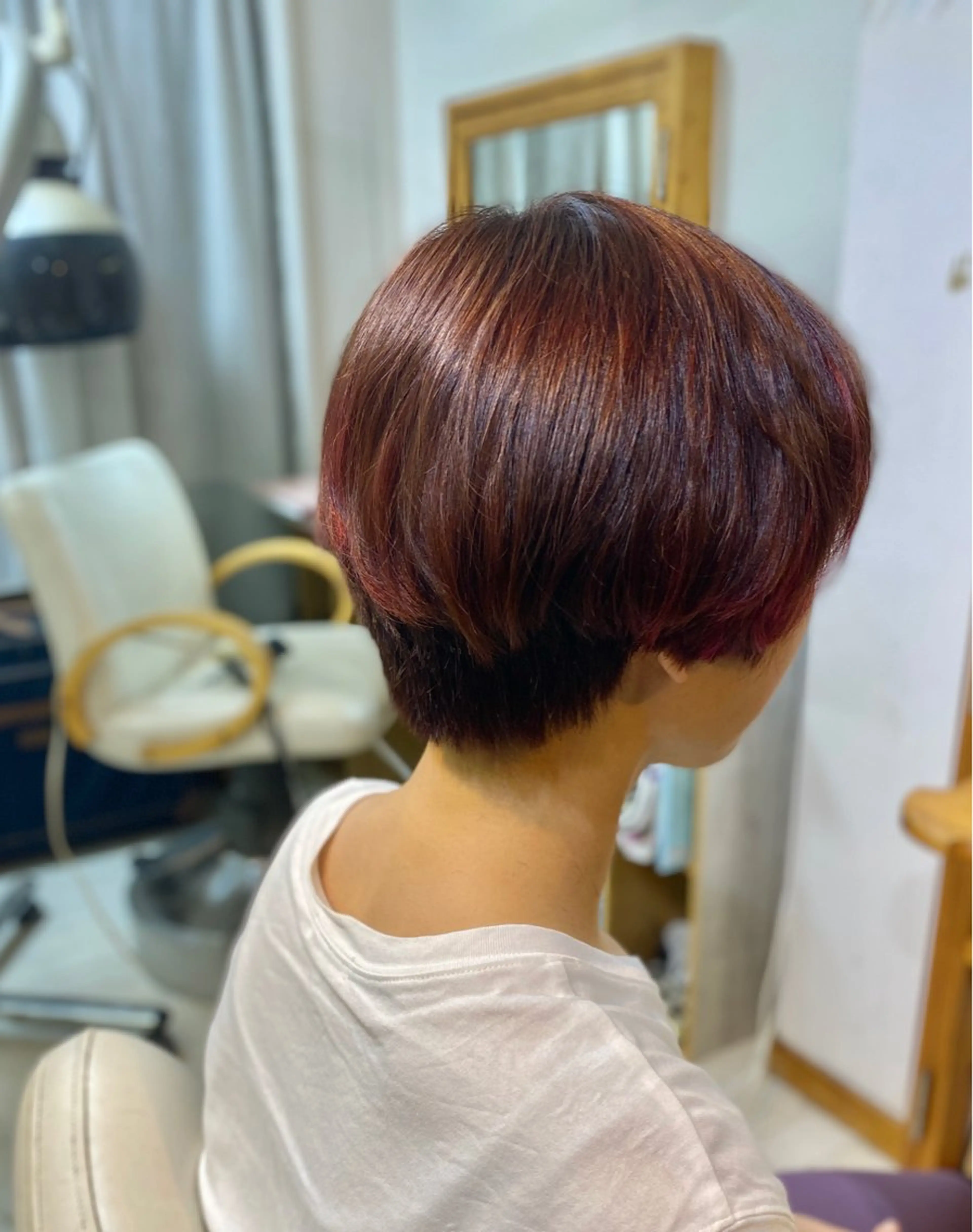 ショート カラー CRADLE Takeuchiのヘアスタイル