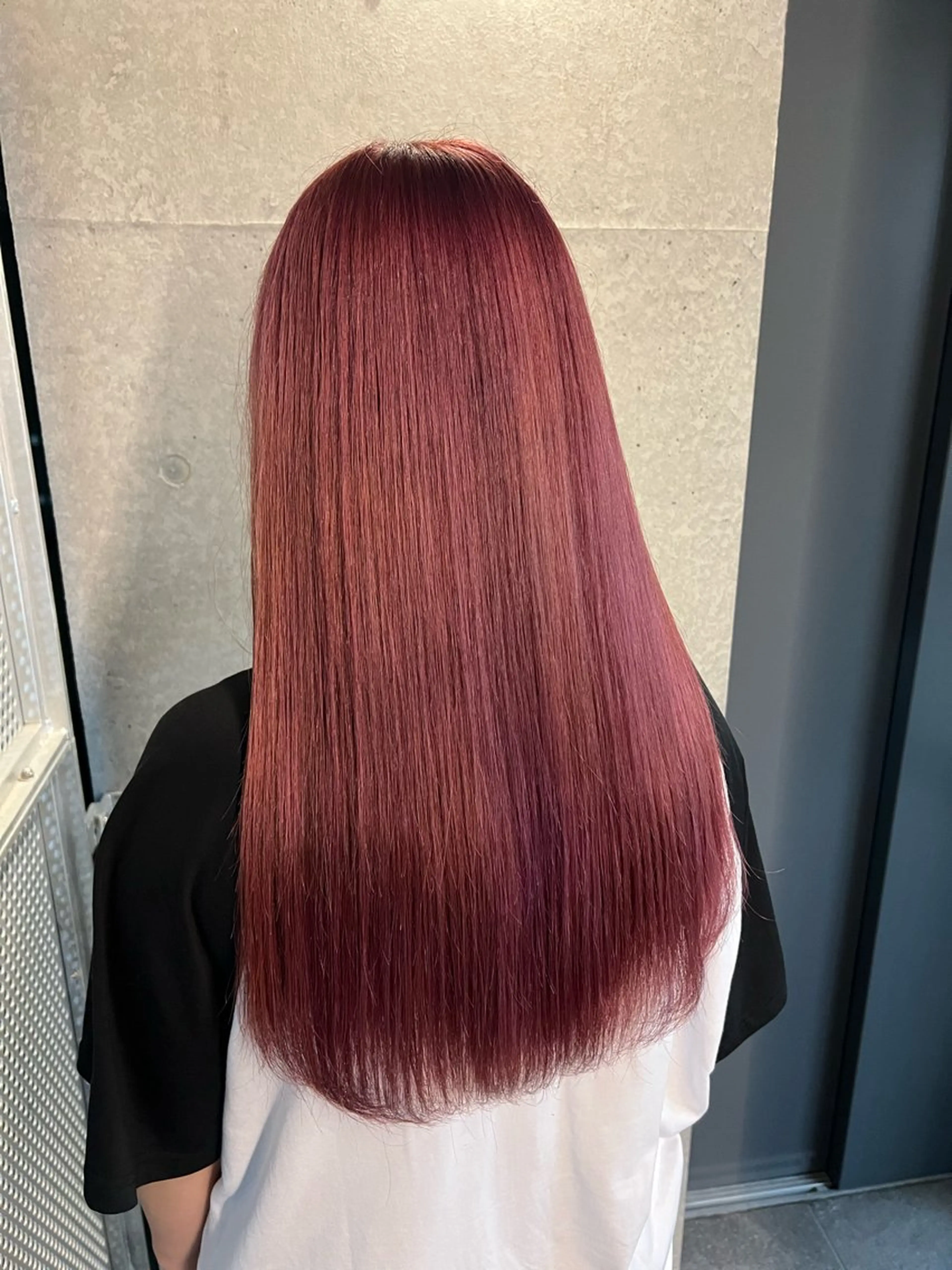 ロング カラー シールエクステ アディクシーカラー アッシュ バレイヤージュ ミストバング ヘアカラー ＤＥＳＴ所属・吉野 瑳桜のヘアスタイル