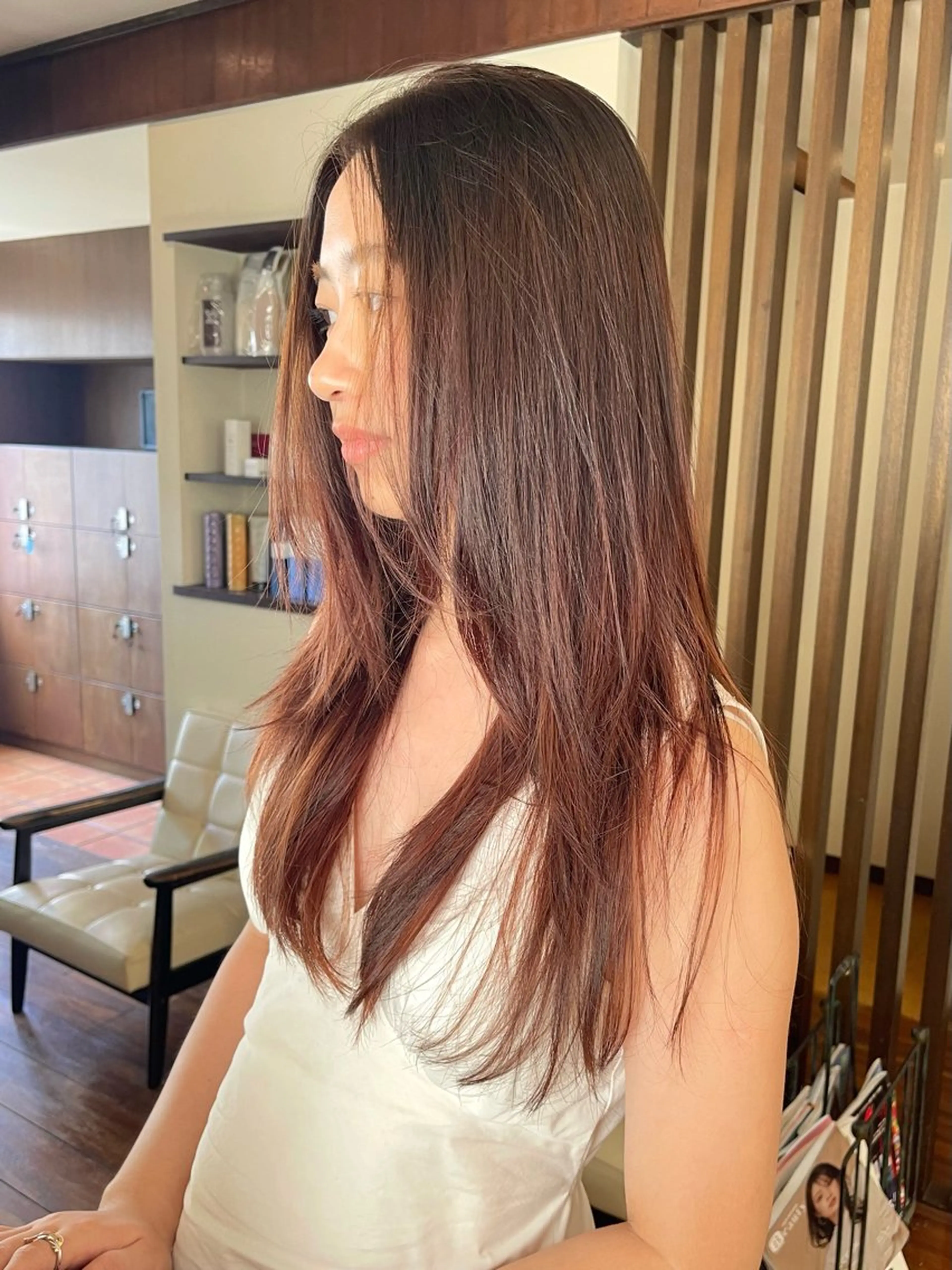 ロング カラー ブラウンカラー ラベンダーカラー カット ヘアカラー トリートメント 髪質改善ｶﾗｰ ｹｱﾌﾞﾘｰﾁ/ﾀﾑのヘアスタイル