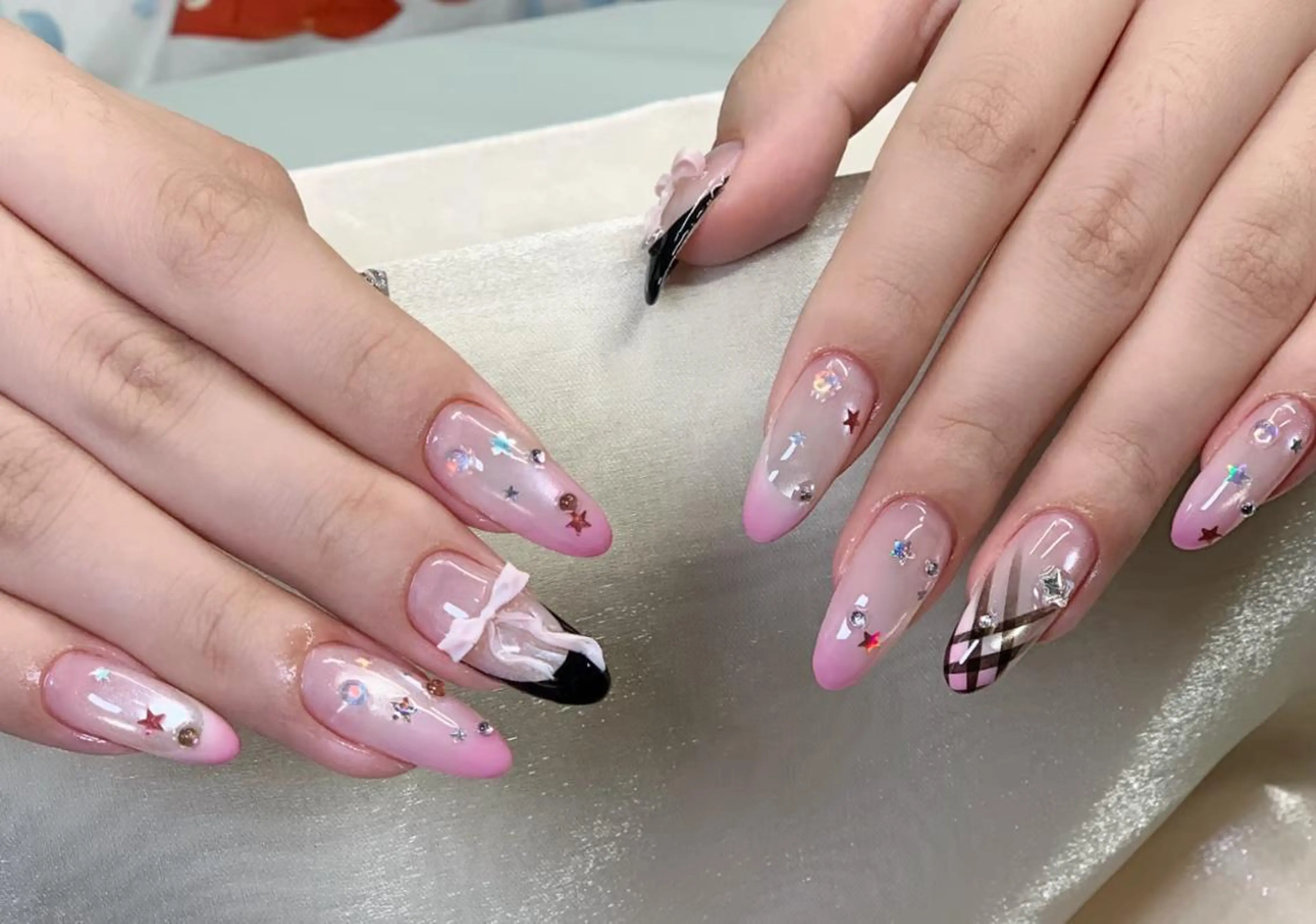 ネイル ハンドネイル 🍑 momo_nailのネイルデザイン