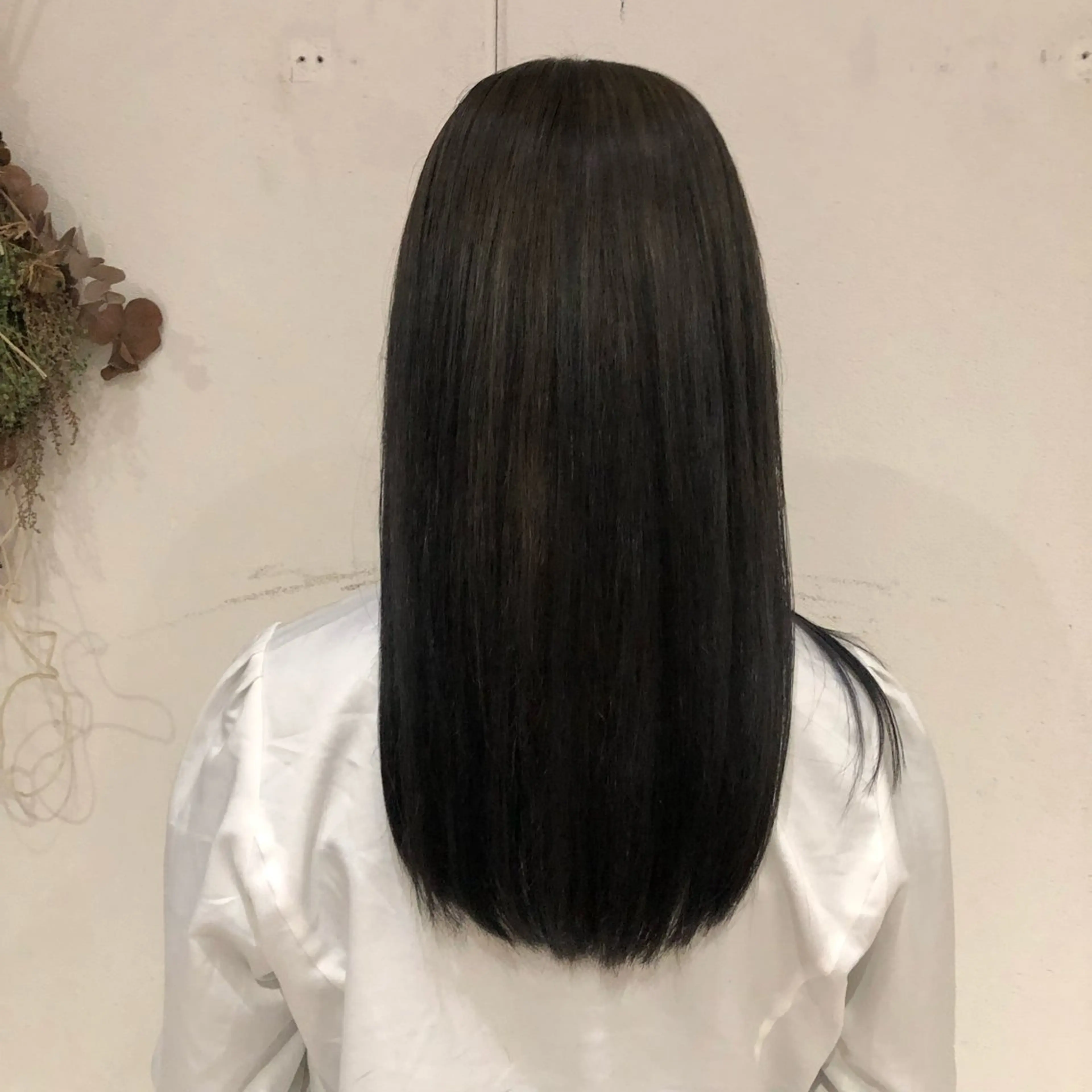 ロング カット 高津 千慧のヘアスタイル