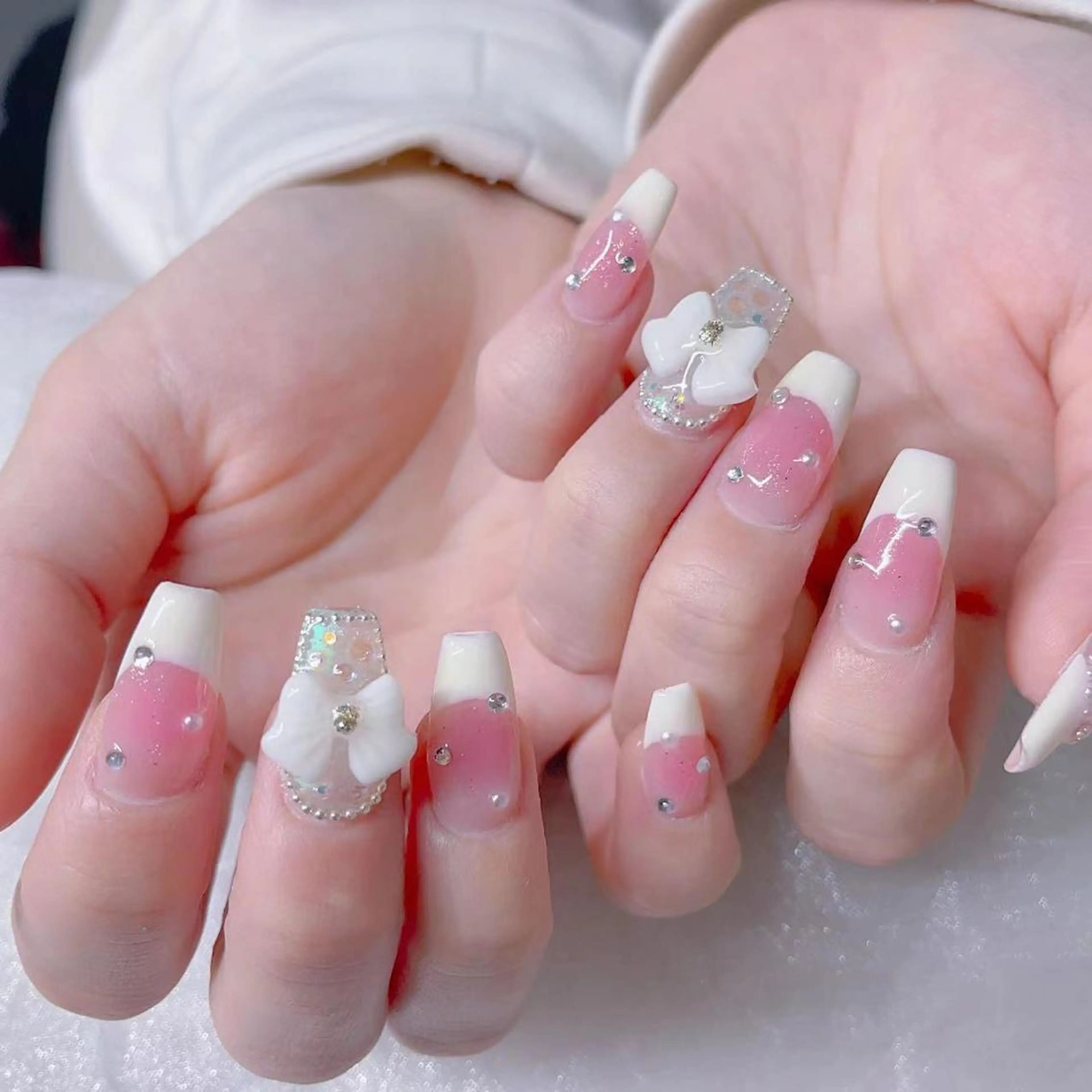 ネイル ハンドネイル Queens momoのネイルデザイン