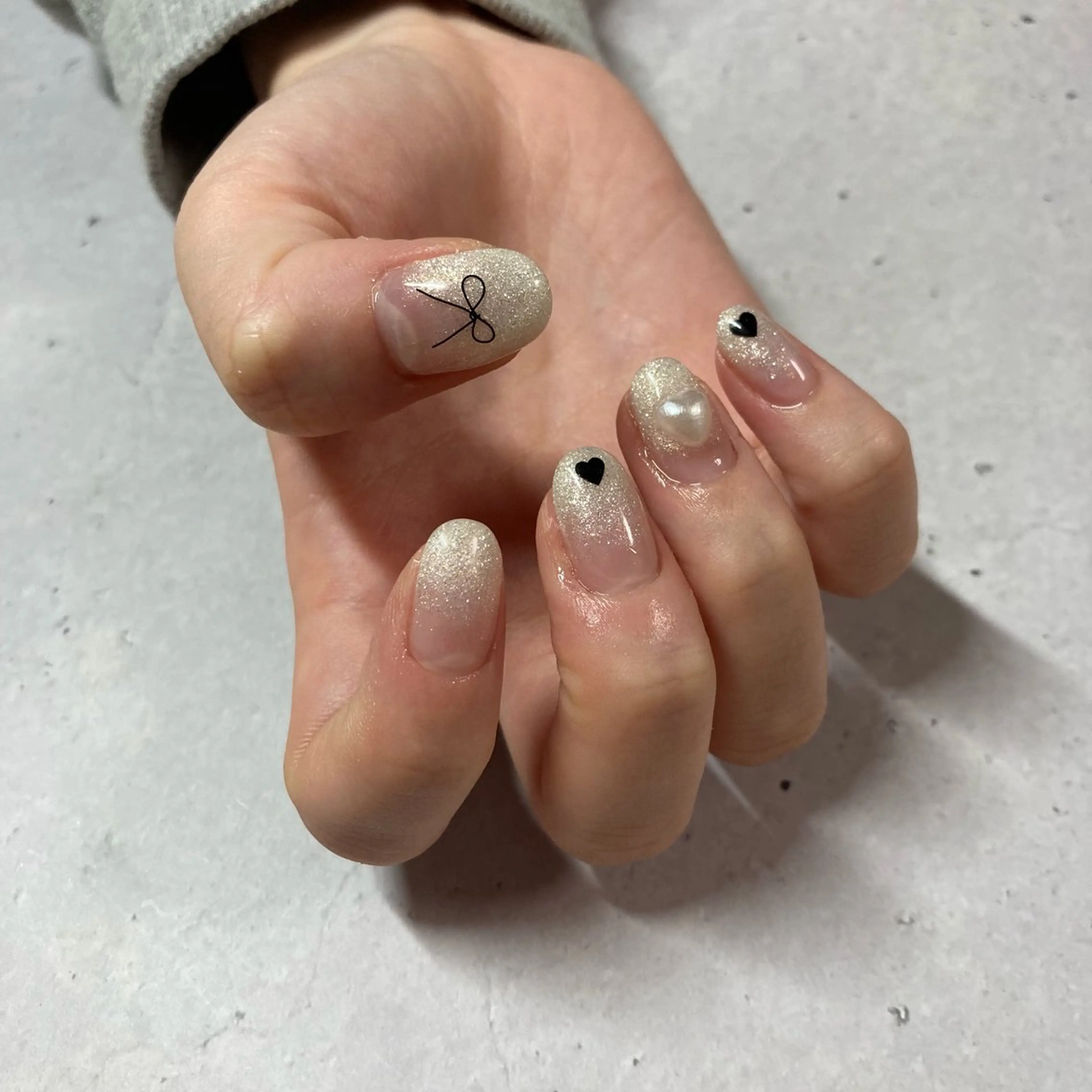 ネイル リボン nails by sayaのネイルデザイン